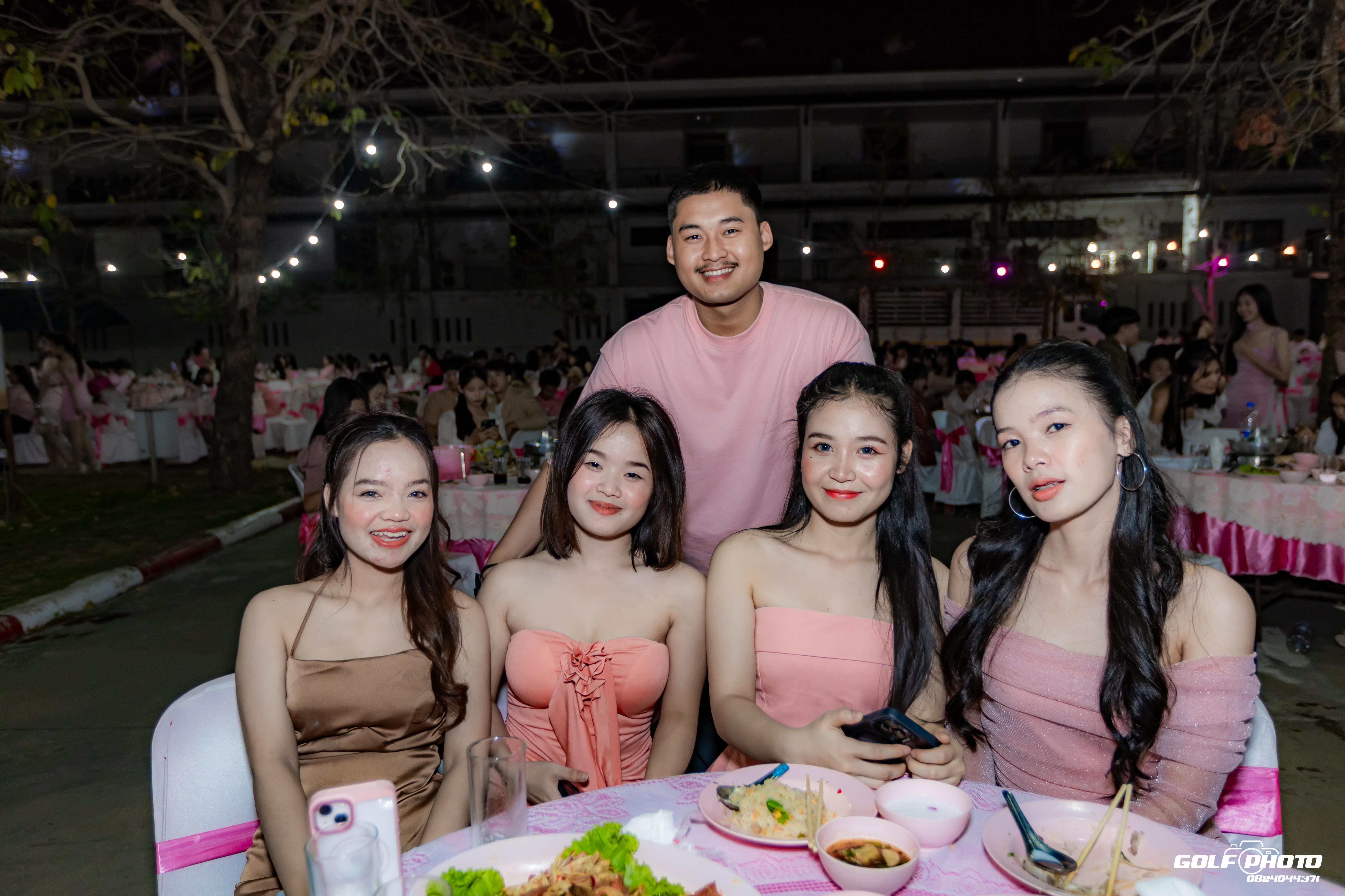 478. งานราตรีสีฟ้า