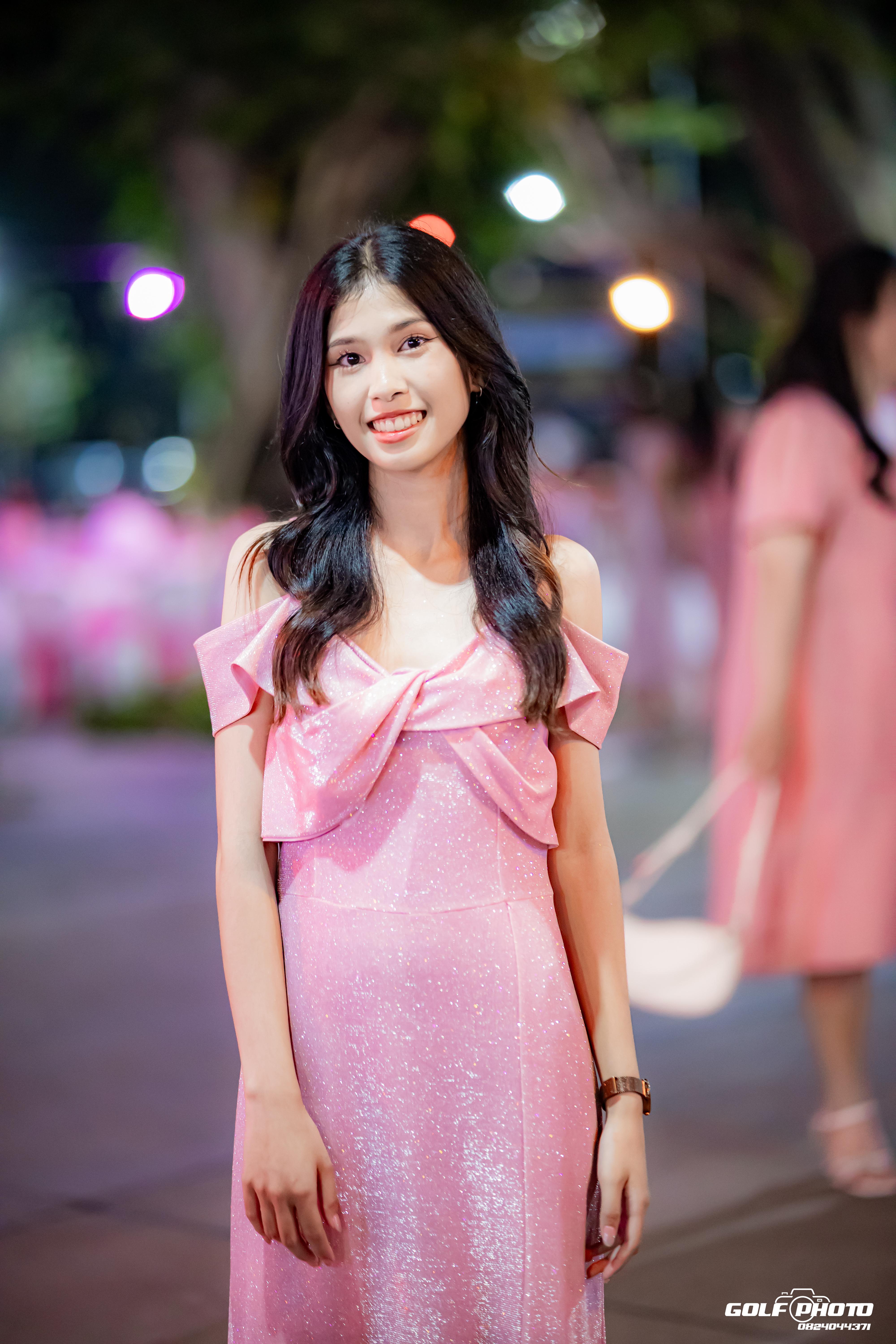 524. งานราตรีสีฟ้า