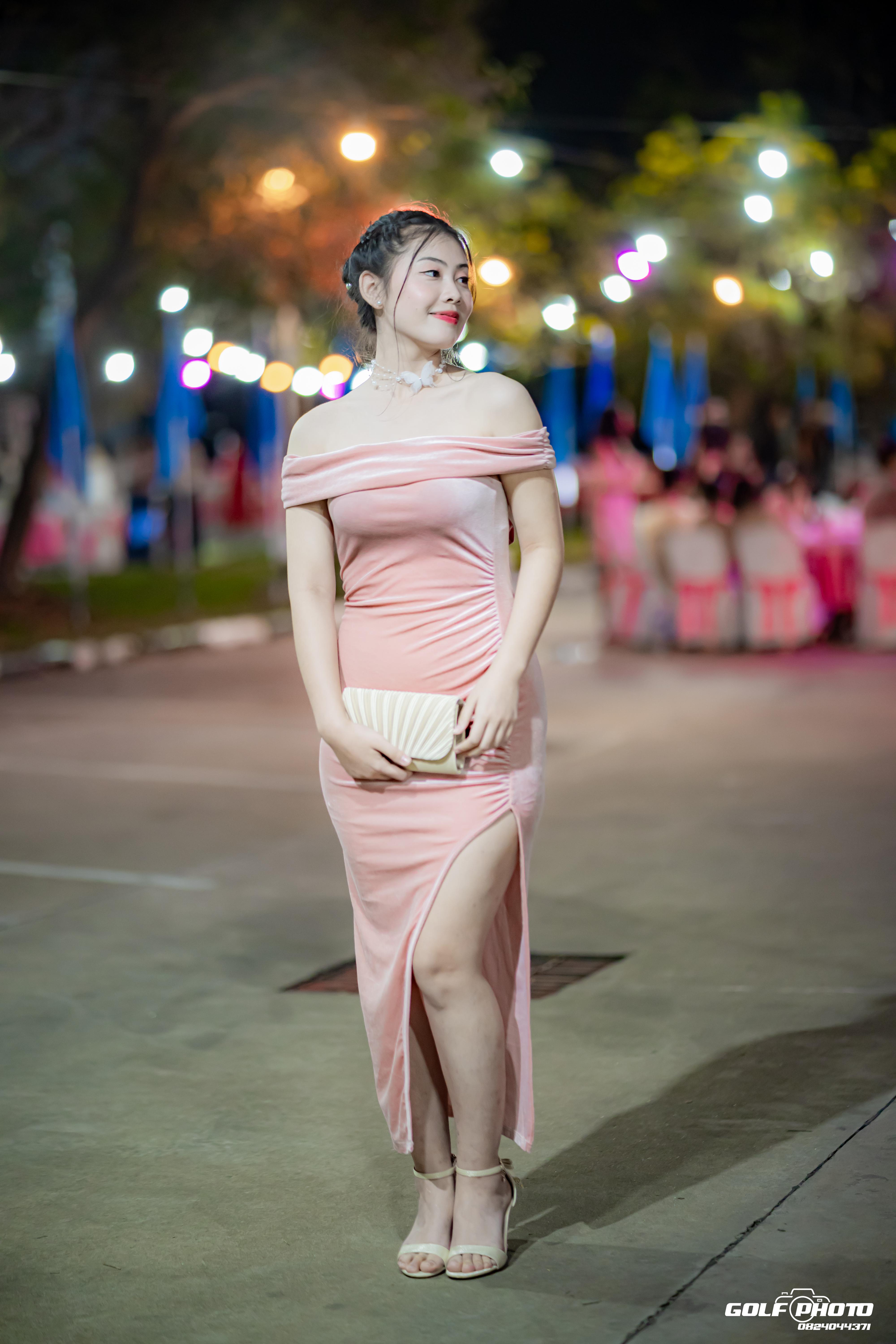 583. งานราตรีสีฟ้า