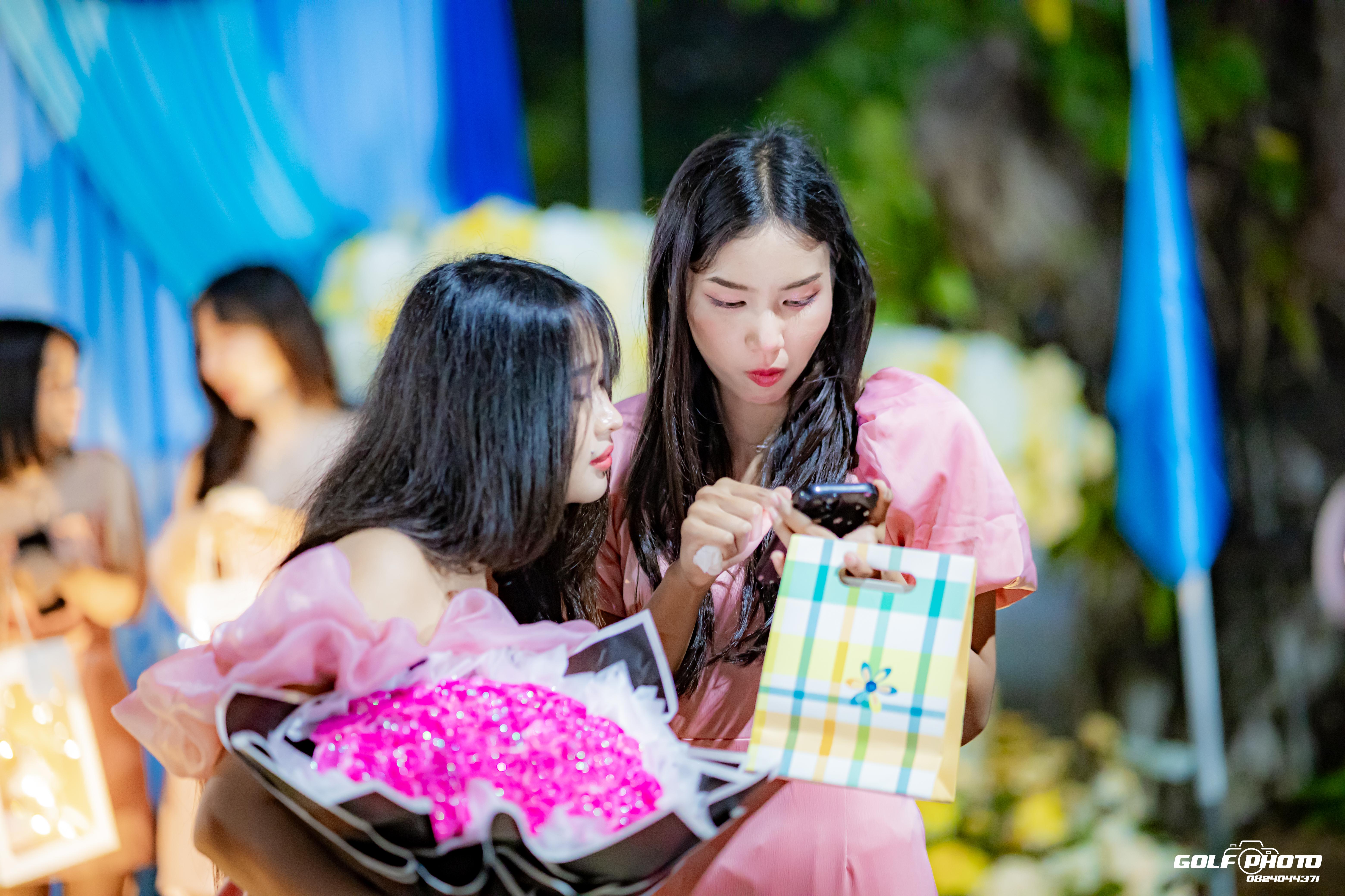 642. งานราตรีสีฟ้า