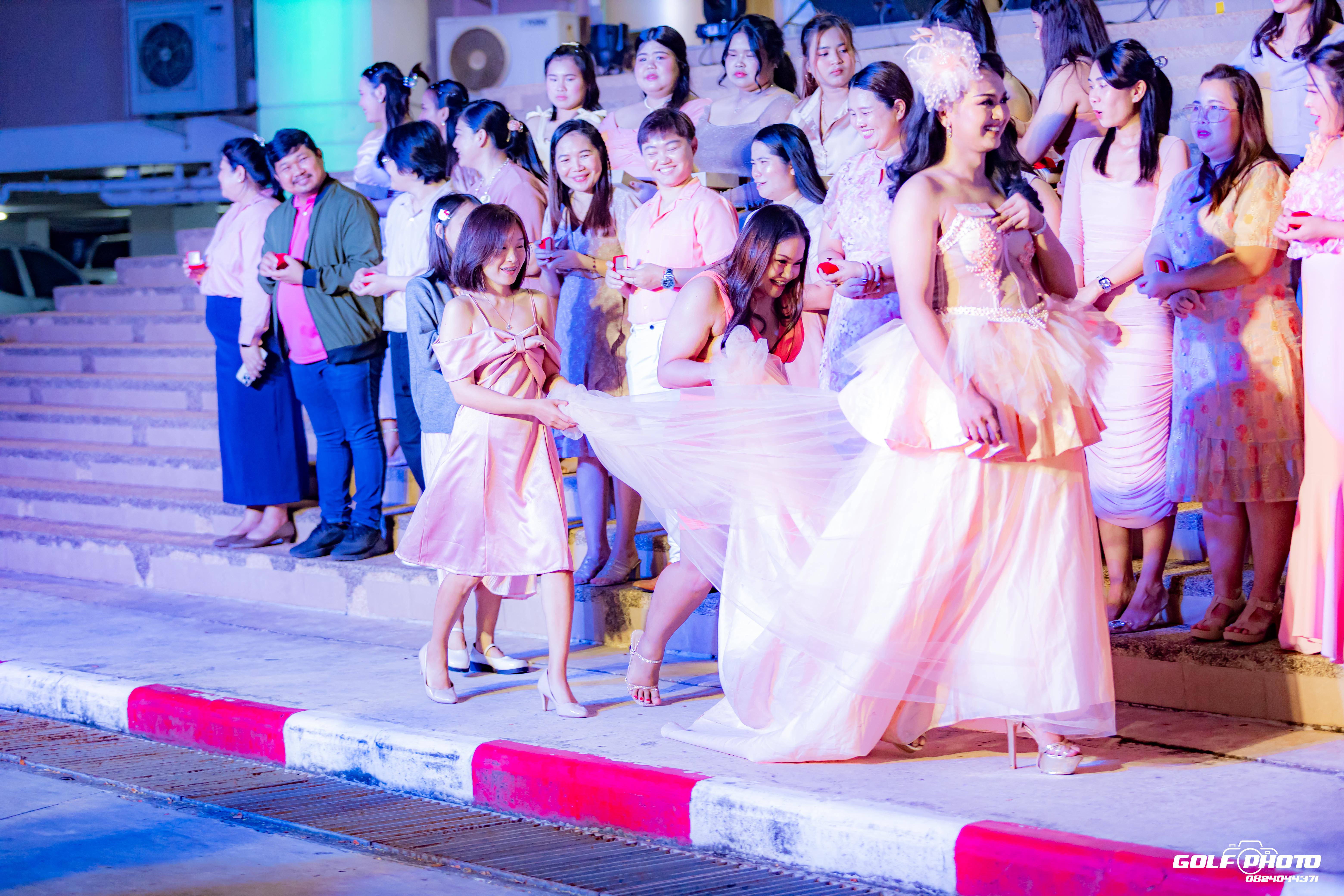 721. งานราตรีสีฟ้า
