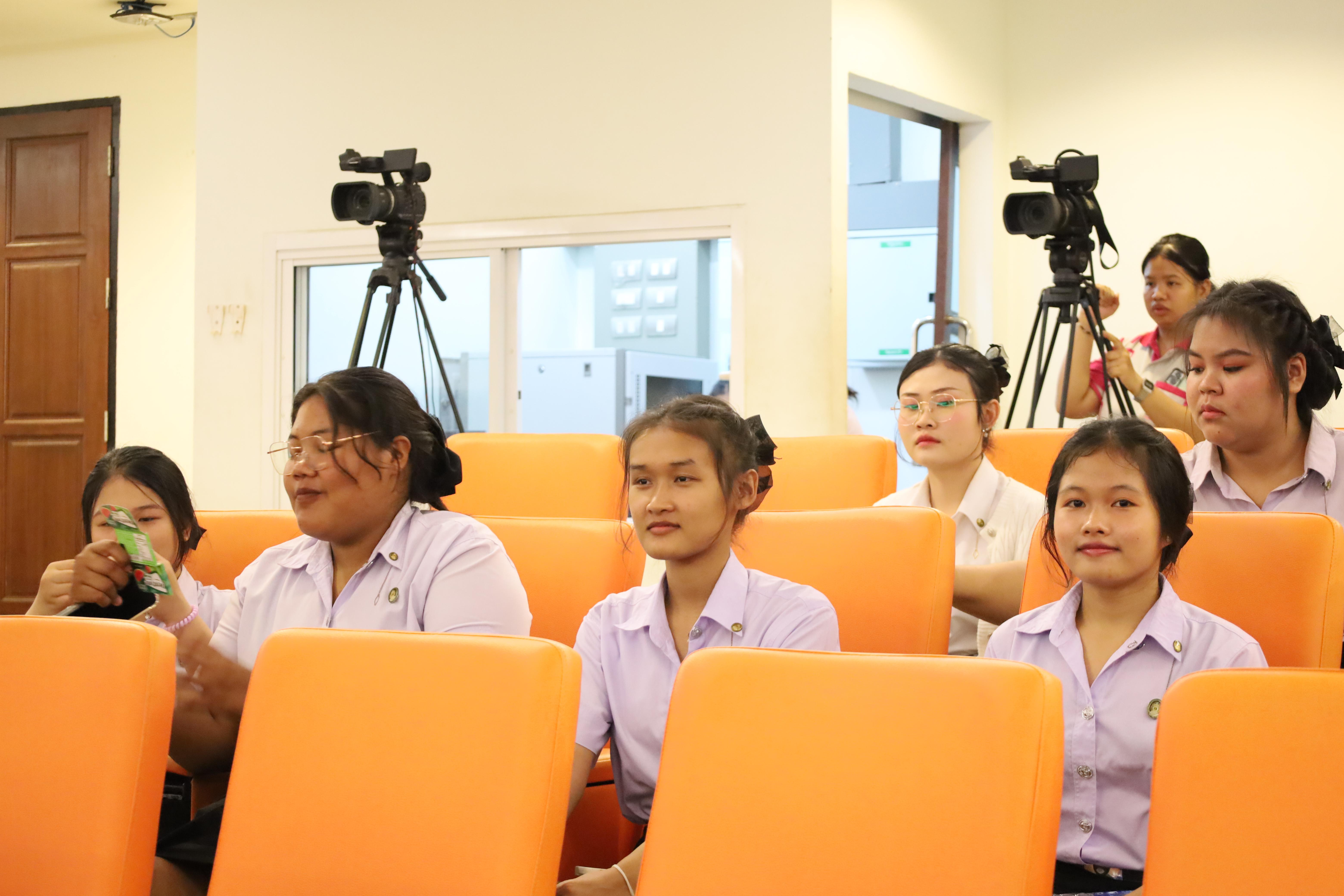 30. ละครชาดกอดีตชาติขององค์สมเด็จพระสัมมาสัมพุทธเจ้า ของนักศึกษาโปรแกรมวิชาสังคมศึกษา
