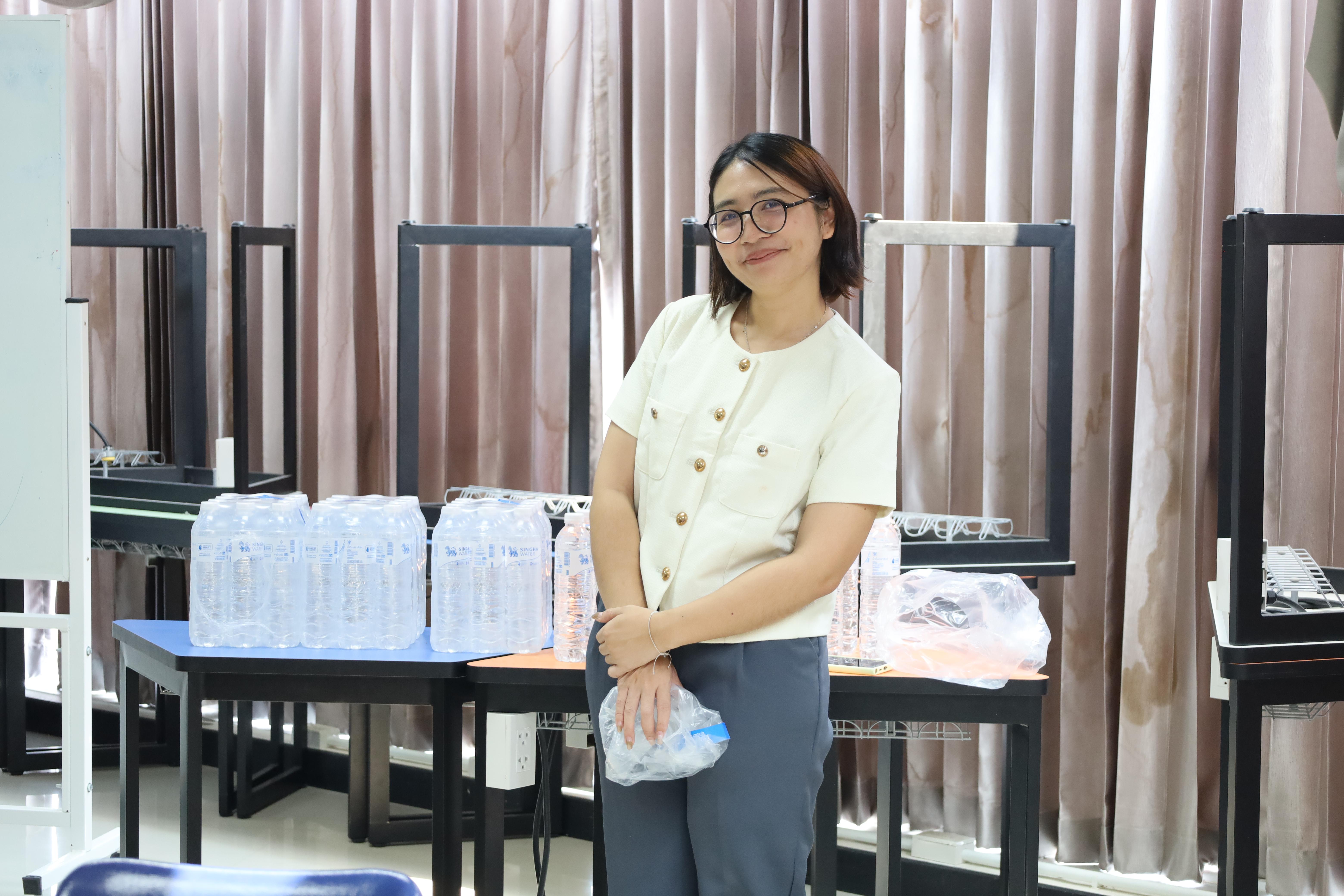 14. กิจกรรมเตรียมความพร้อมเพื่อการสอบใบประกอบวิชาชีพครูสำหรับนักศึกษาโปรแกรมวิชาการศึกษาปฐมวัย