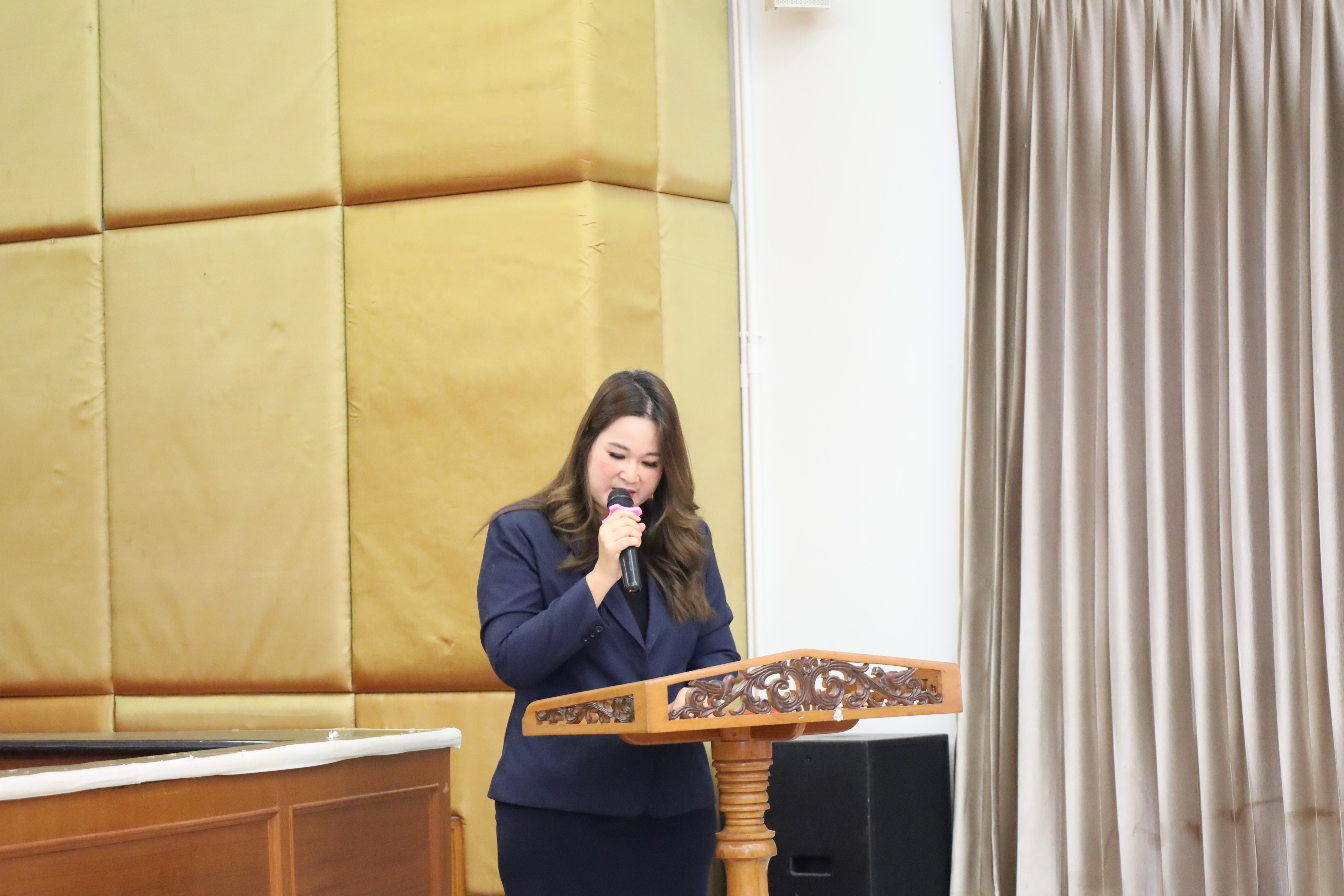 5. การอบรมโครงการพัฒนาทักษะการสอนและความเป็นครู สำหรับนักศึกษาหลักสูตรประกาศนียบัตรบัณฑิตสาขาวิชาชีพครู