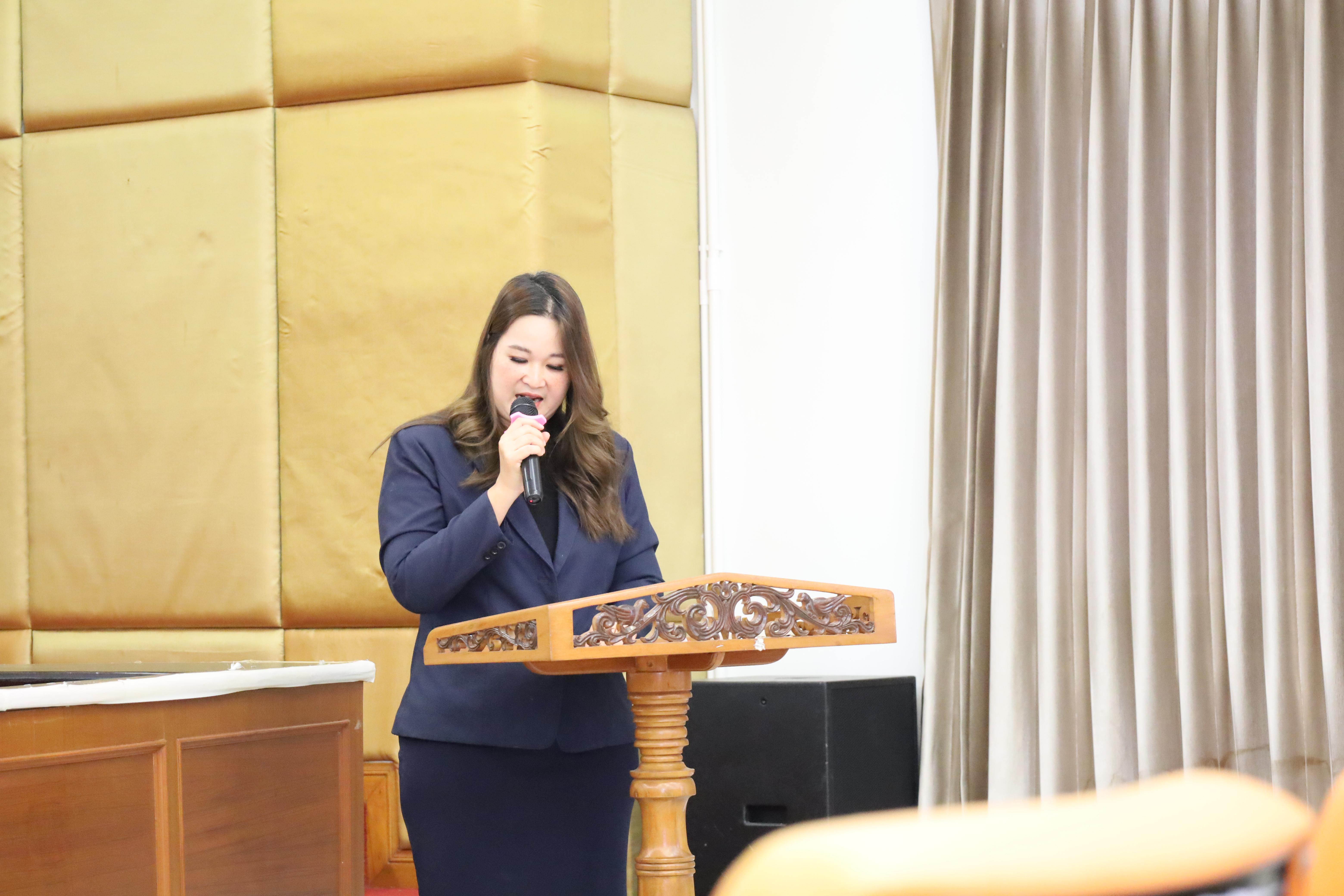 6. การอบรมโครงการพัฒนาทักษะการสอนและความเป็นครู สำหรับนักศึกษาหลักสูตรประกาศนียบัตรบัณฑิตสาขาวิชาชีพครู