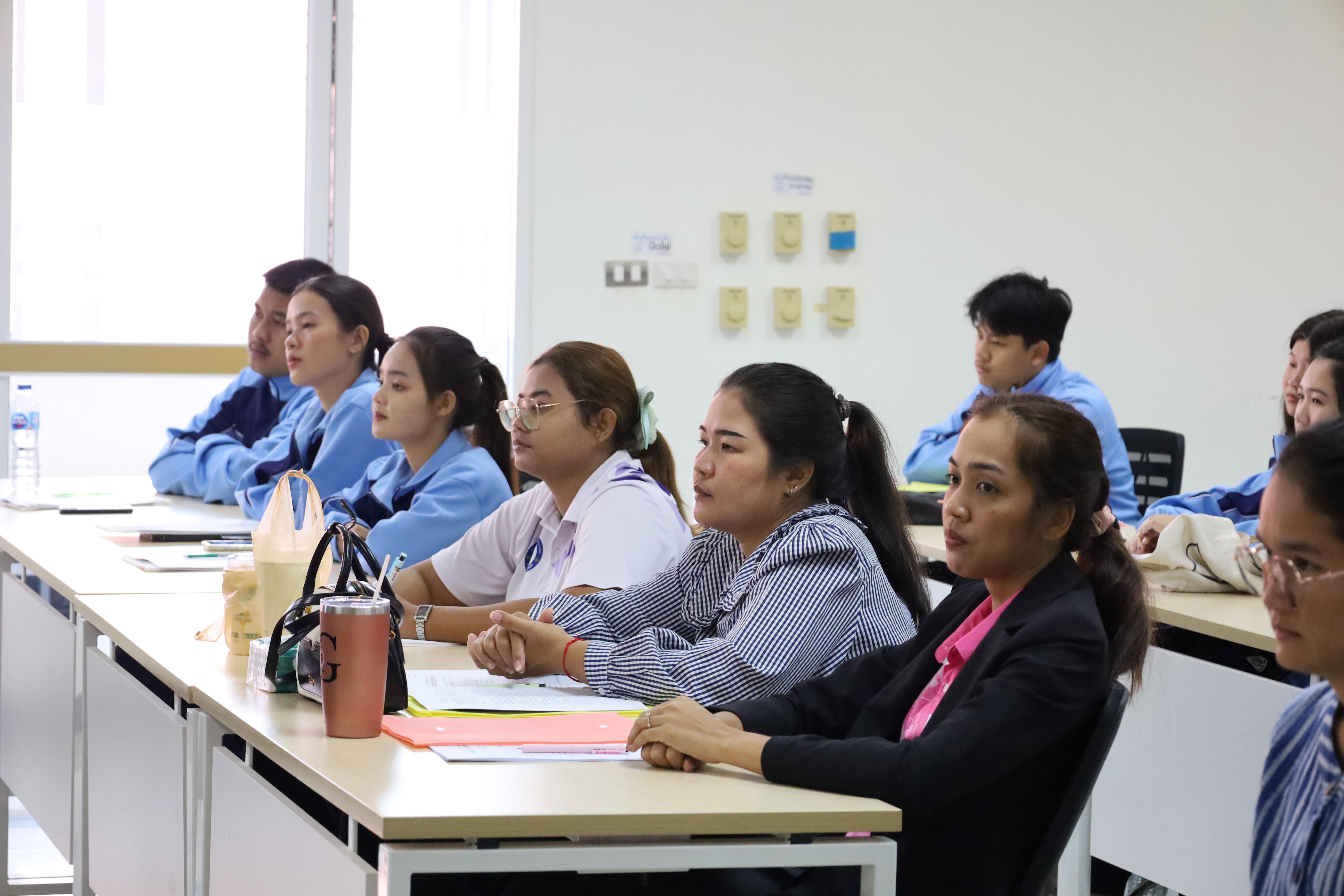 15. การอบรมเชิงปฏิบัติการแนวทางการวัดและประเมินผลเด็กพิเศษเรียนรวม สำหรับครูสังกัดสพป.กพ.เขต 1