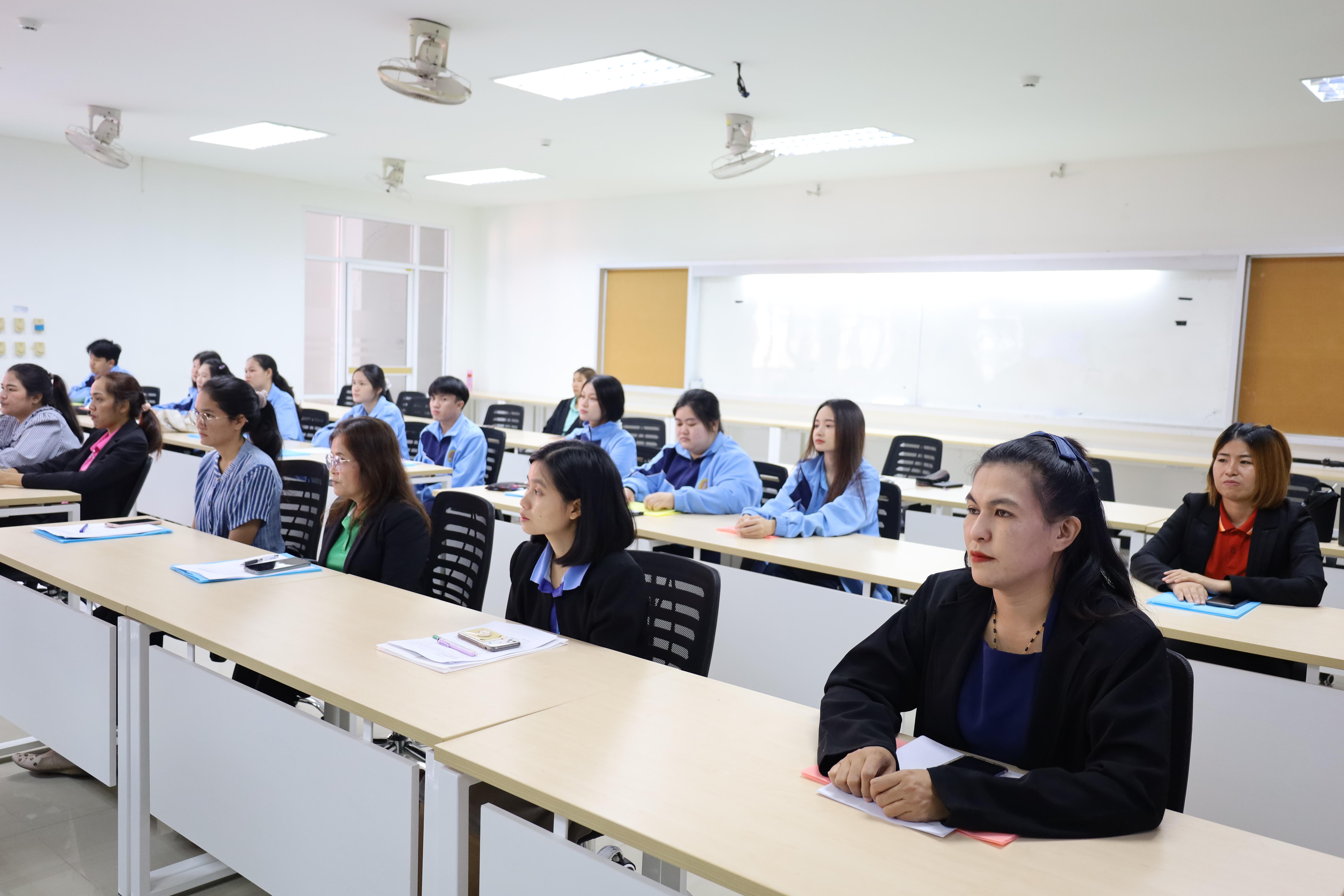 16. การอบรมเชิงปฏิบัติการแนวทางการวัดและประเมินผลเด็กพิเศษเรียนรวม สำหรับครูสังกัดสพป.กพ.เขต 1
