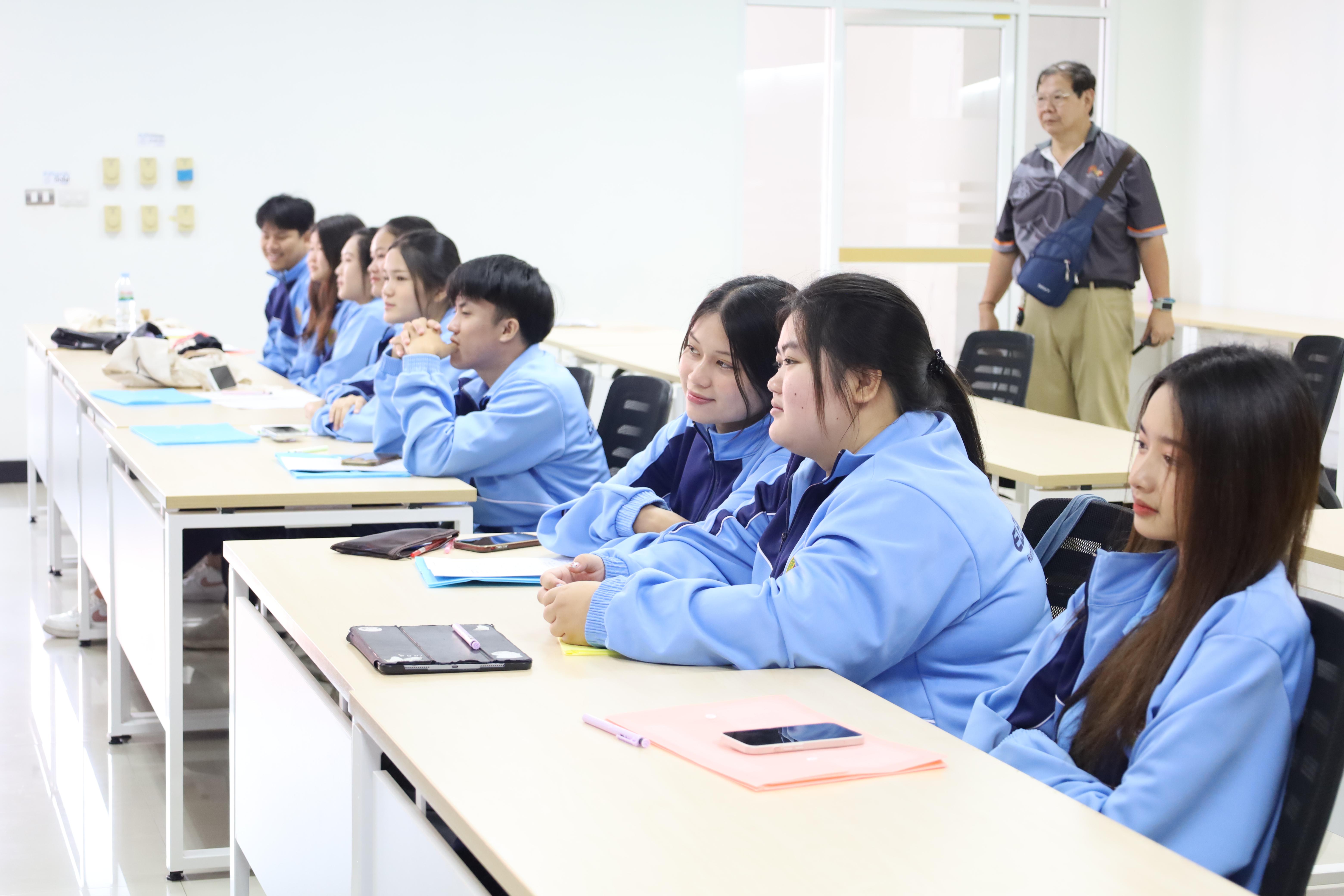 58. การอบรมเชิงปฏิบัติการแนวทางการวัดและประเมินผลเด็กพิเศษเรียนรวม สำหรับครูสังกัดสพป.กพ.เขต 1