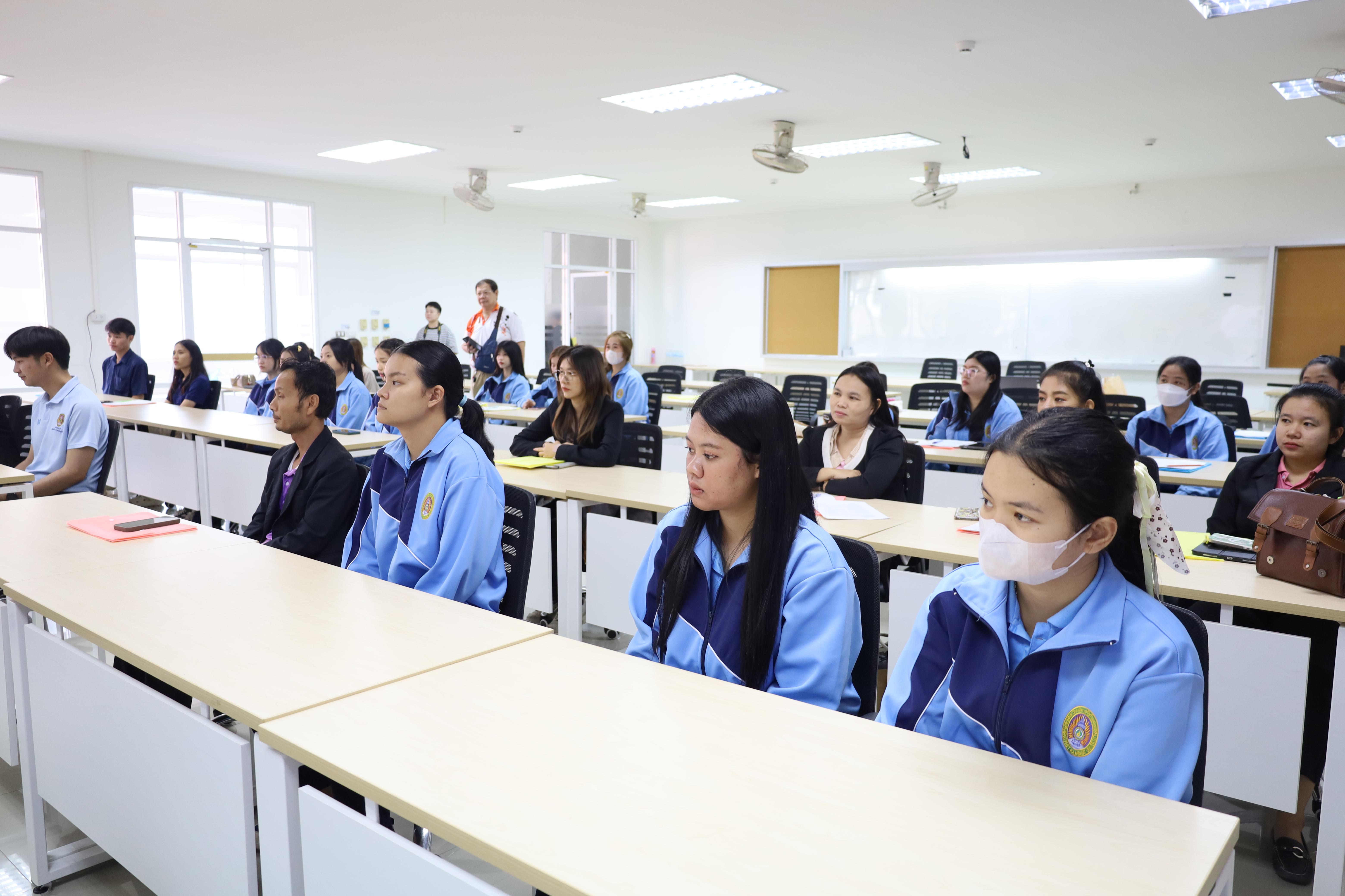 6. การอบรมเชิงปฏิบัติการแนวทางการวัดและประเมินผลเด็กพิเศษเรียนรวม สำหรับครูสังกัดสพป.กพ.เขต 2