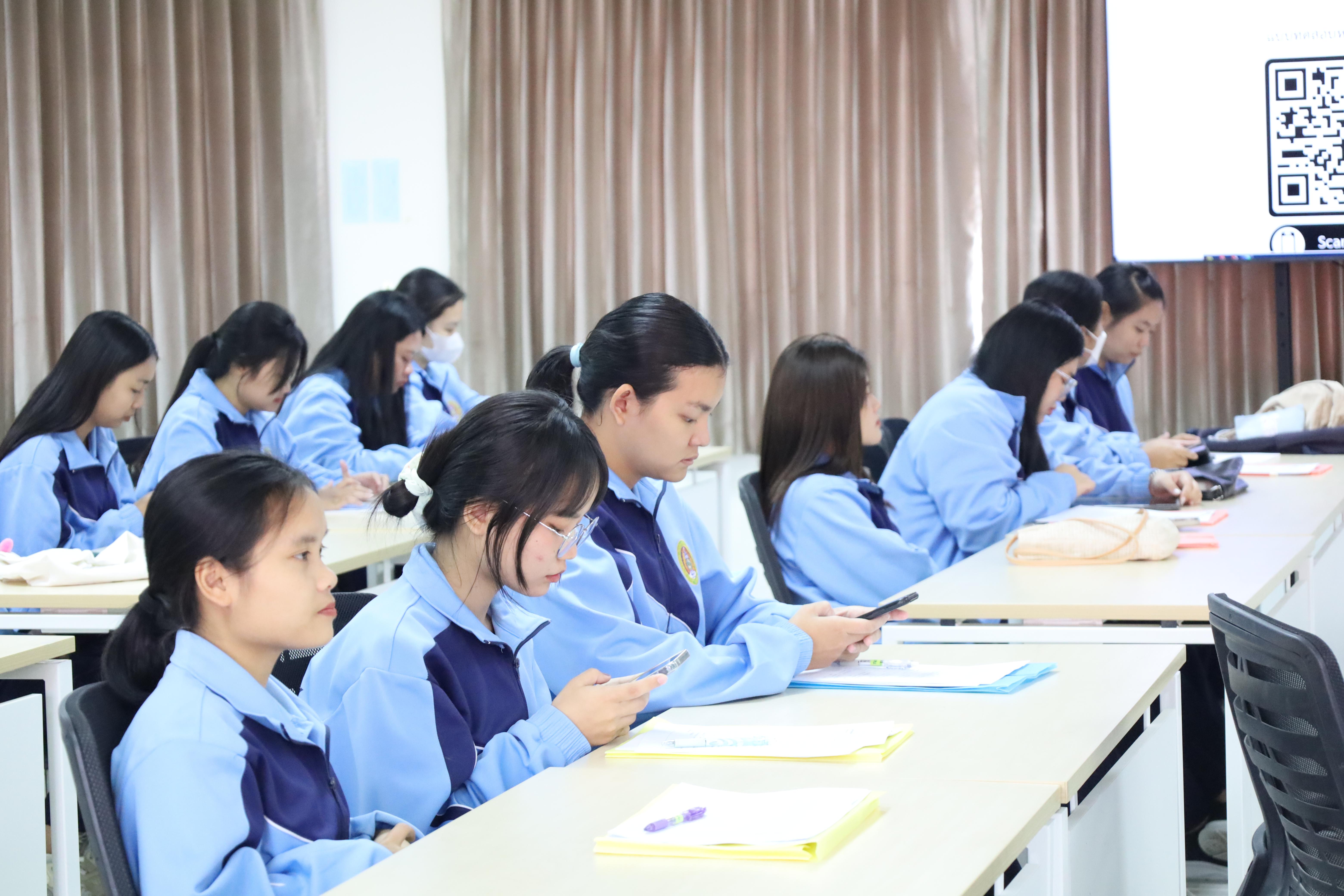 32. การอบรมเชิงปฏิบัติการแนวทางการวัดและประเมินผลเด็กพิเศษเรียนรวม สำหรับครูสังกัดสพป.กพ.เขต 2