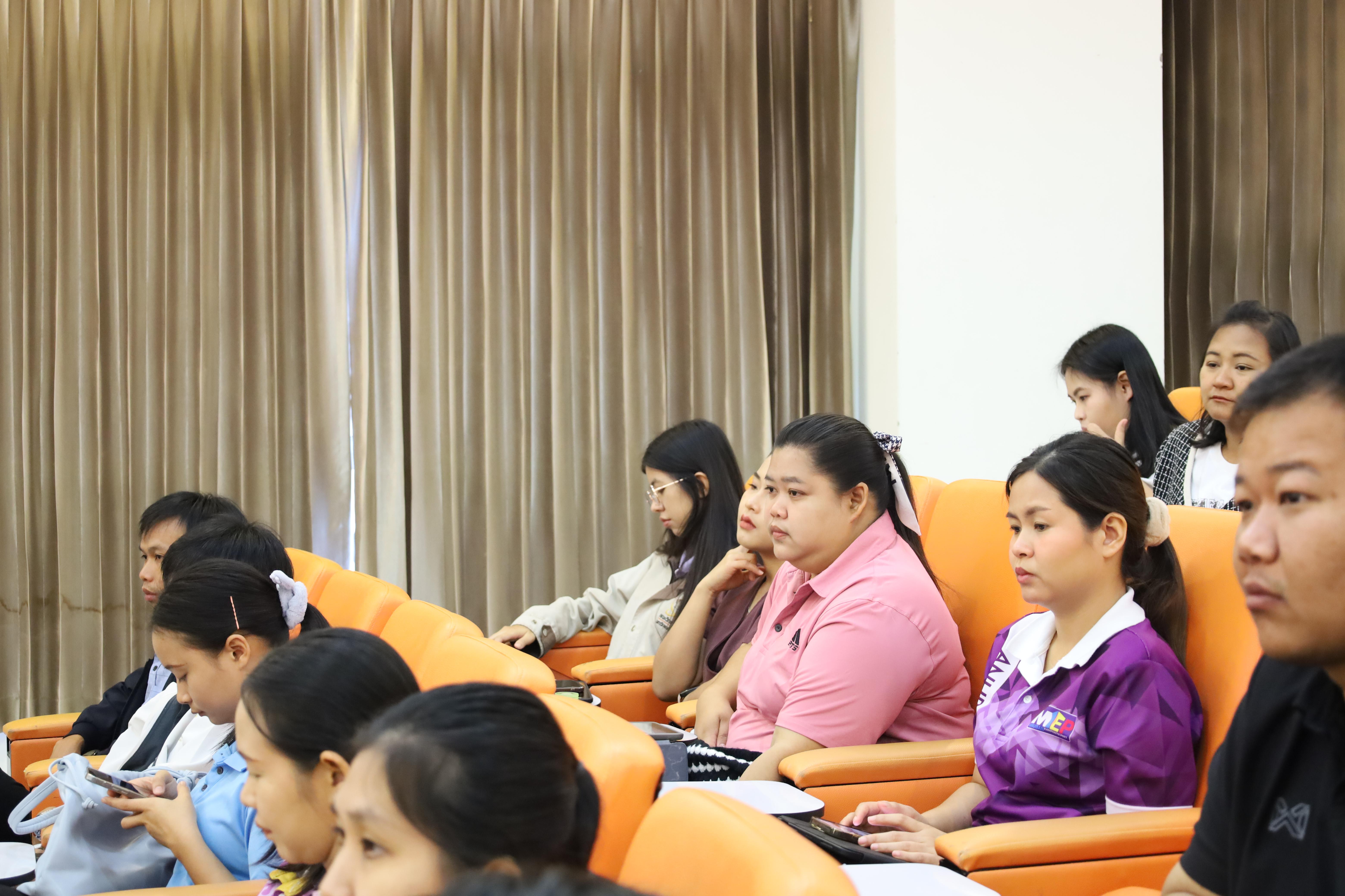 7. โครงการกิจกรรมเตรียมความพร้อมเพื่อเข้าสู่อาชีพครูของนักศึกษาหลักสูตรประกาศนียบัตรบัณฑิต สาขาวิชาชีพครู