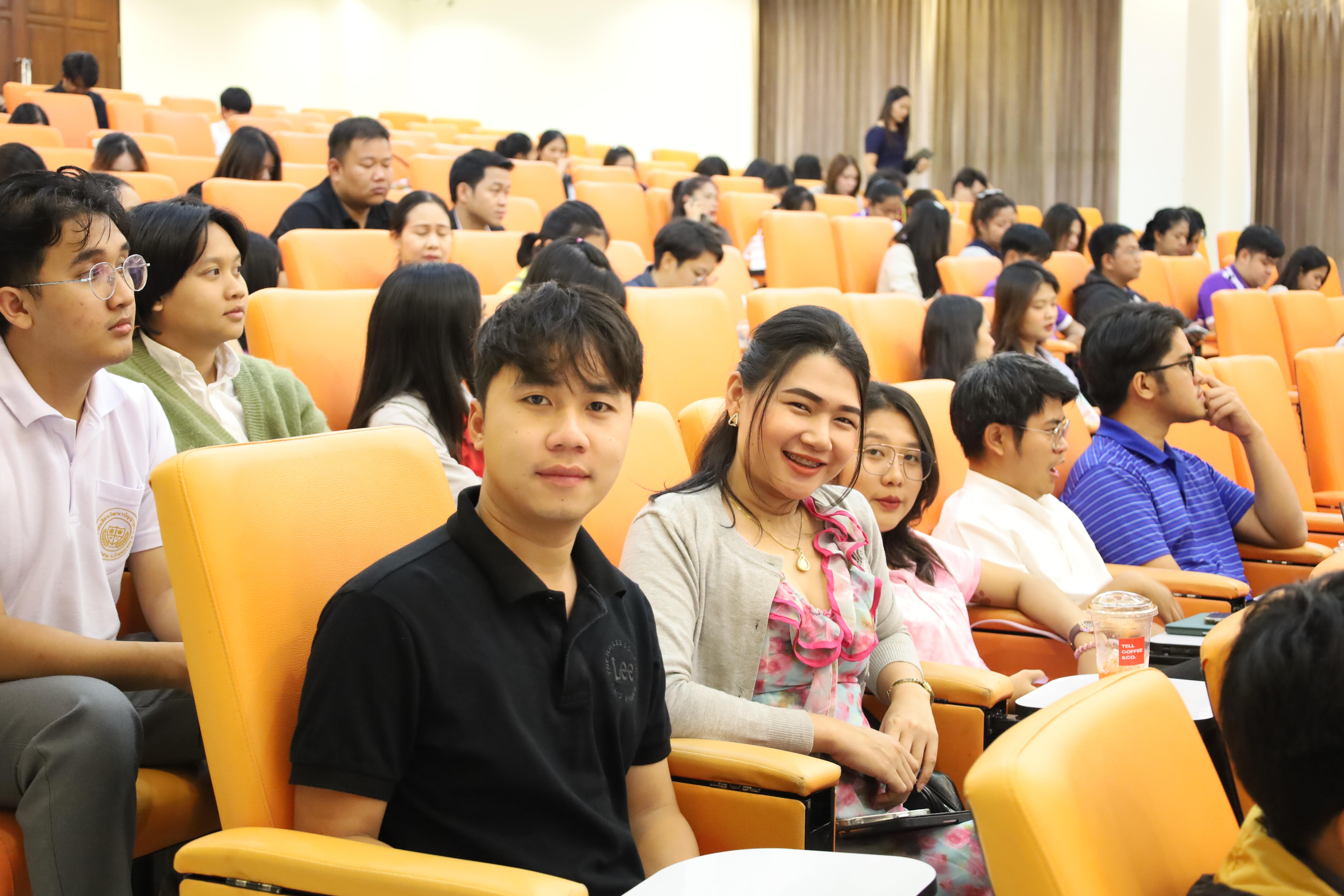 19. โครงการกิจกรรมเตรียมความพร้อมเพื่อเข้าสู่อาชีพครูของนักศึกษาหลักสูตรประกาศนียบัตรบัณฑิต สาขาวิชาชีพครู