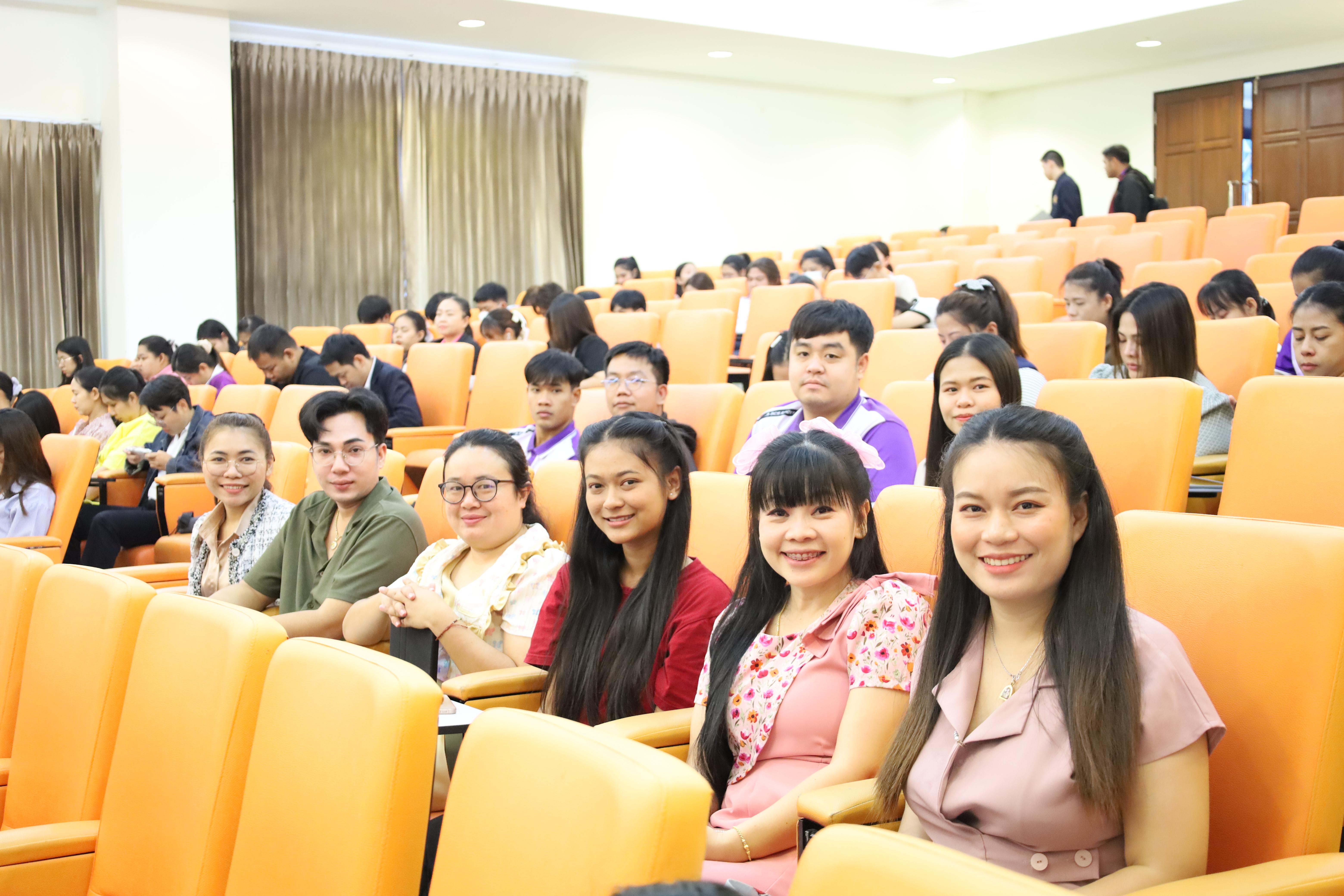 24. โครงการกิจกรรมเตรียมความพร้อมเพื่อเข้าสู่อาชีพครูของนักศึกษาหลักสูตรประกาศนียบัตรบัณฑิต สาขาวิชาชีพครู