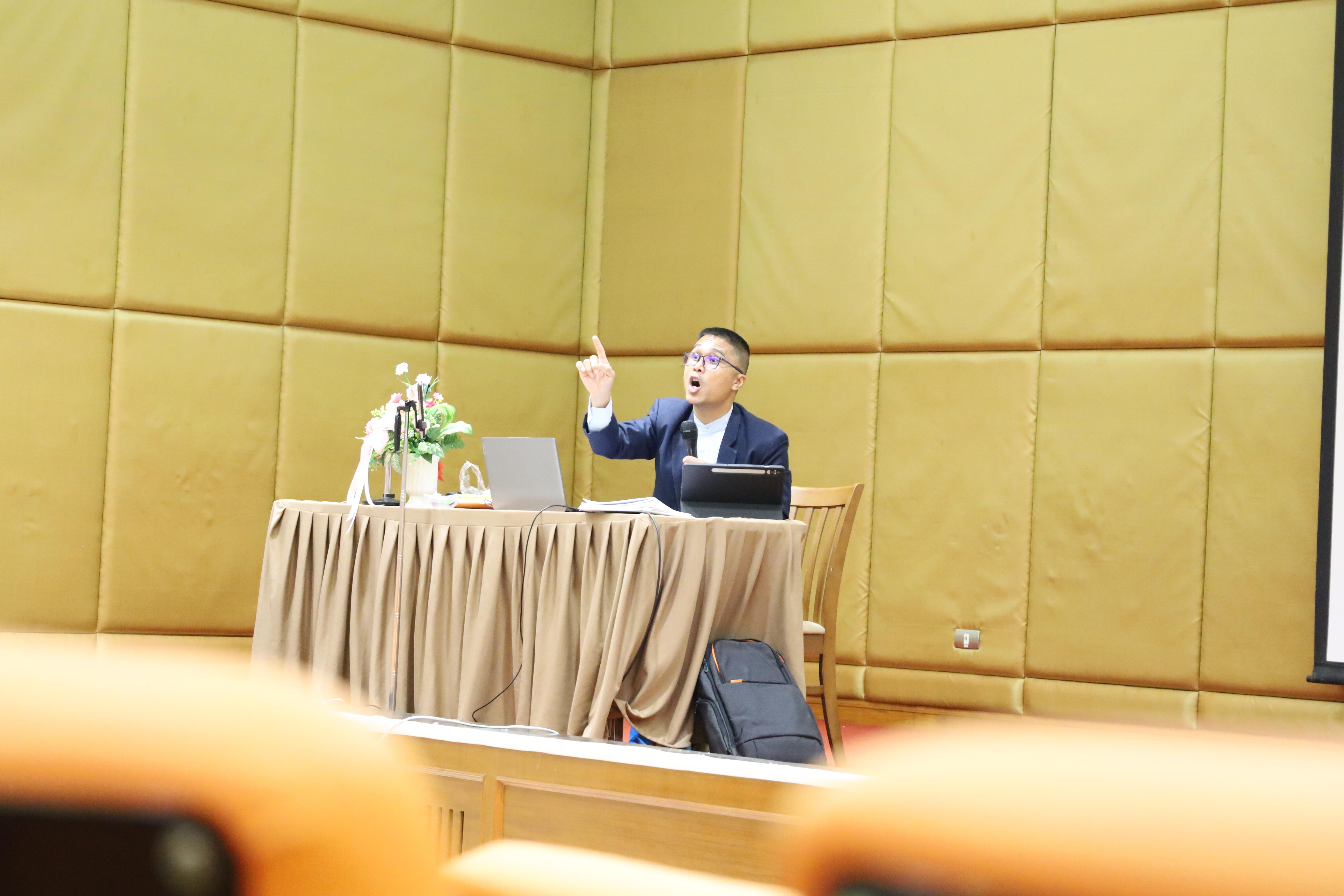 40. โครงการกิจกรรมเตรียมความพร้อมเพื่อเข้าสู่อาชีพครูของนักศึกษาหลักสูตรประกาศนียบัตรบัณฑิต สาขาวิชาชีพครู