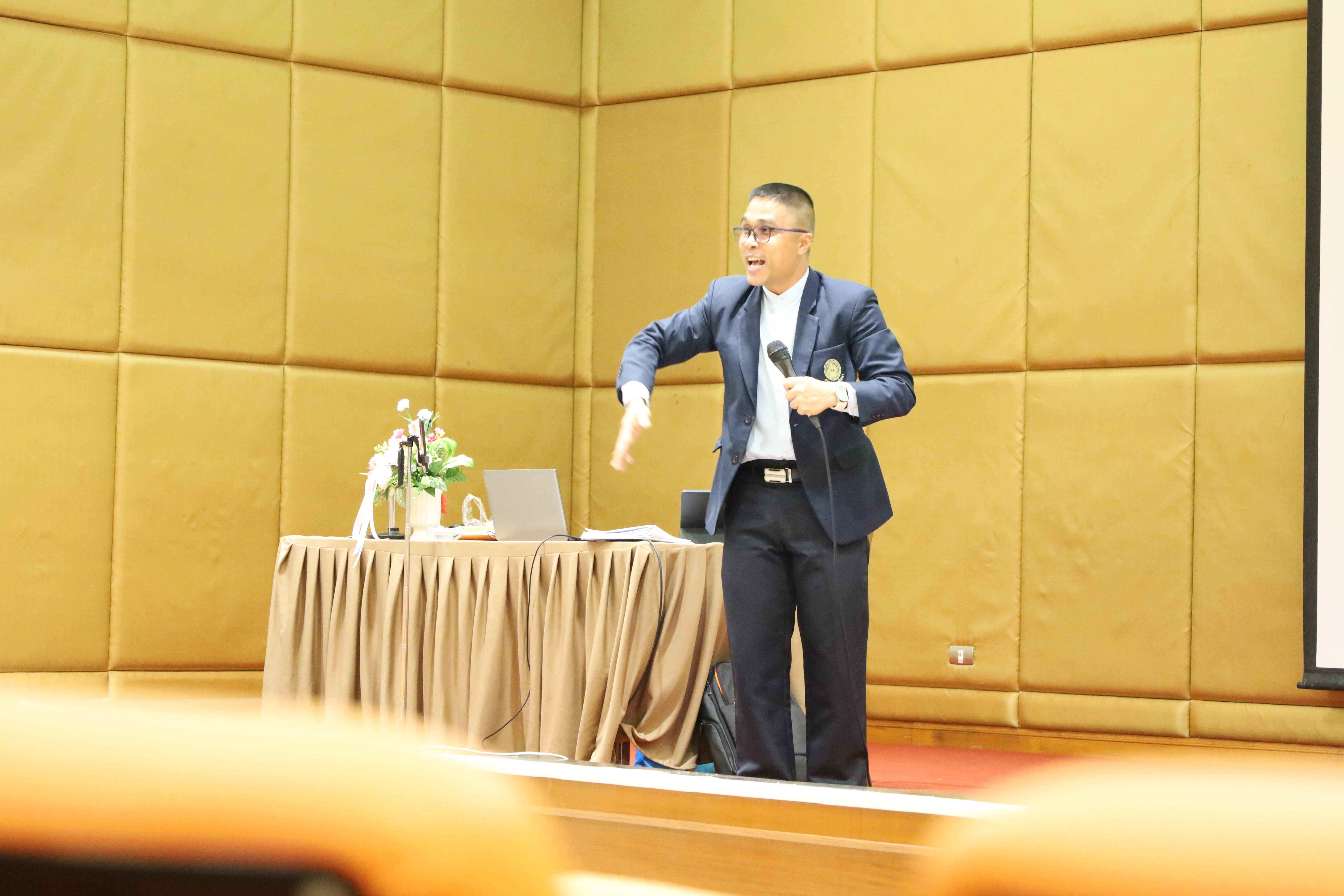 43. โครงการกิจกรรมเตรียมความพร้อมเพื่อเข้าสู่อาชีพครูของนักศึกษาหลักสูตรประกาศนียบัตรบัณฑิต สาขาวิชาชีพครู