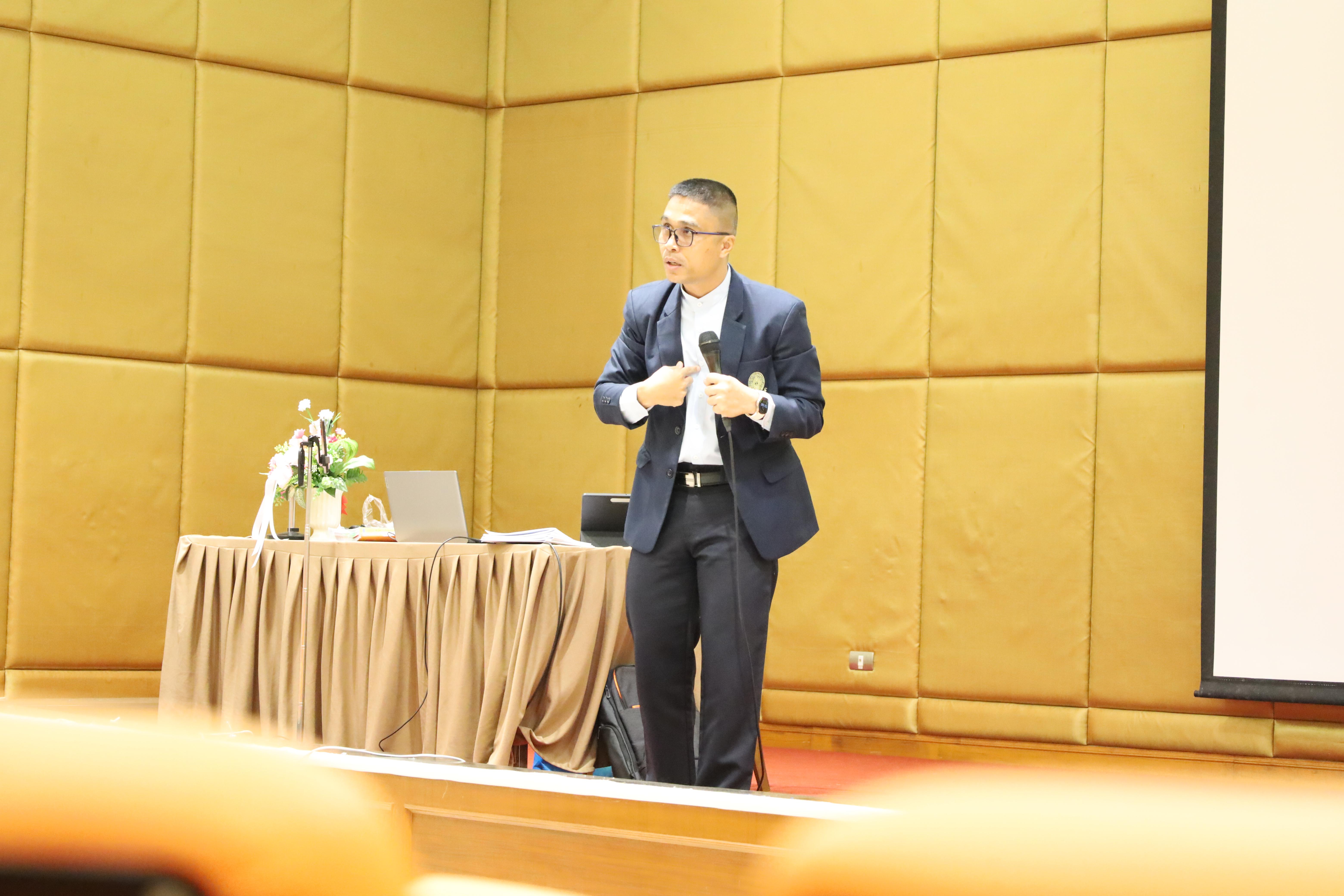 44. โครงการกิจกรรมเตรียมความพร้อมเพื่อเข้าสู่อาชีพครูของนักศึกษาหลักสูตรประกาศนียบัตรบัณฑิต สาขาวิชาชีพครู