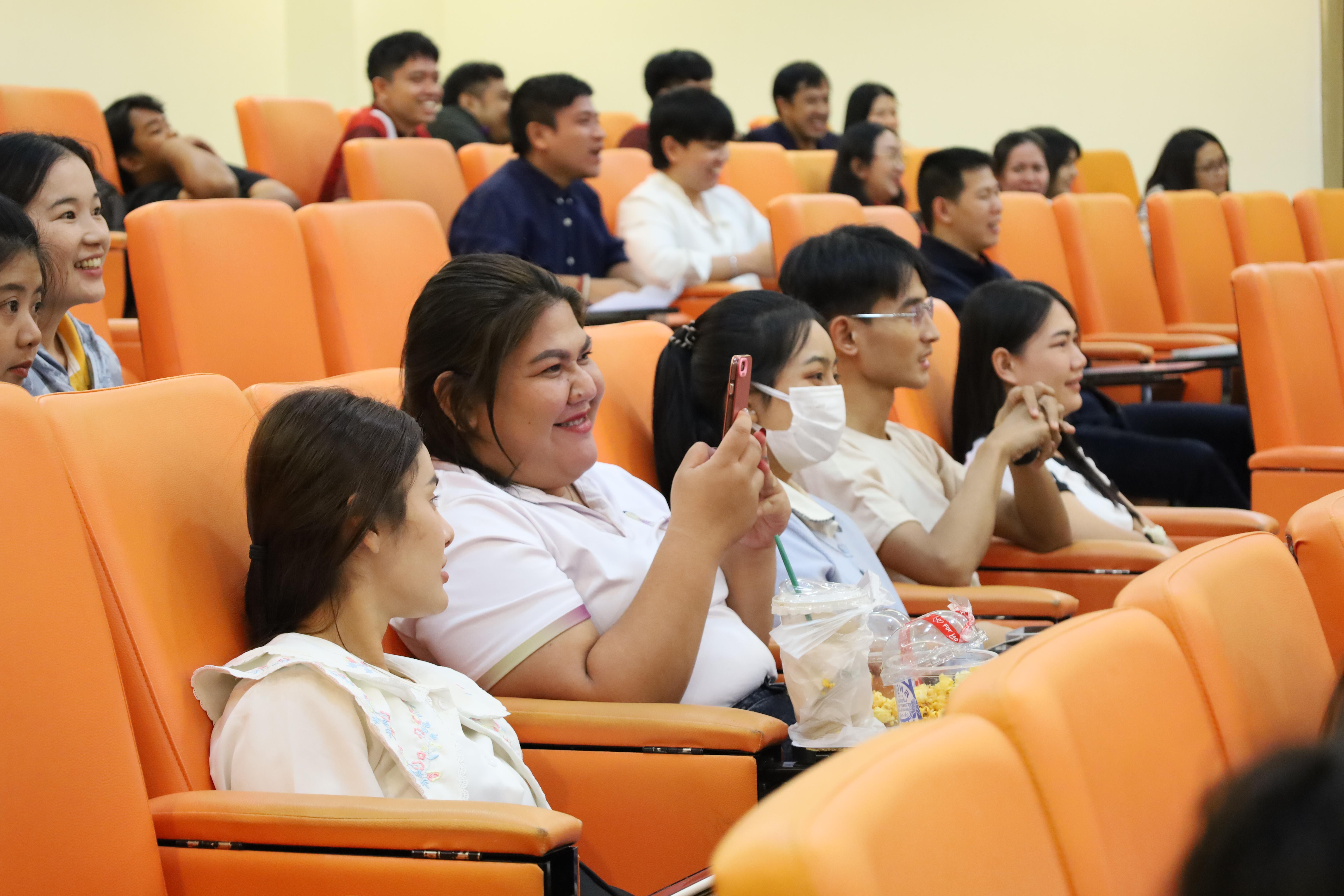 58. โครงการกิจกรรมเตรียมความพร้อมเพื่อเข้าสู่อาชีพครูของนักศึกษาหลักสูตรประกาศนียบัตรบัณฑิต สาขาวิชาชีพครู
