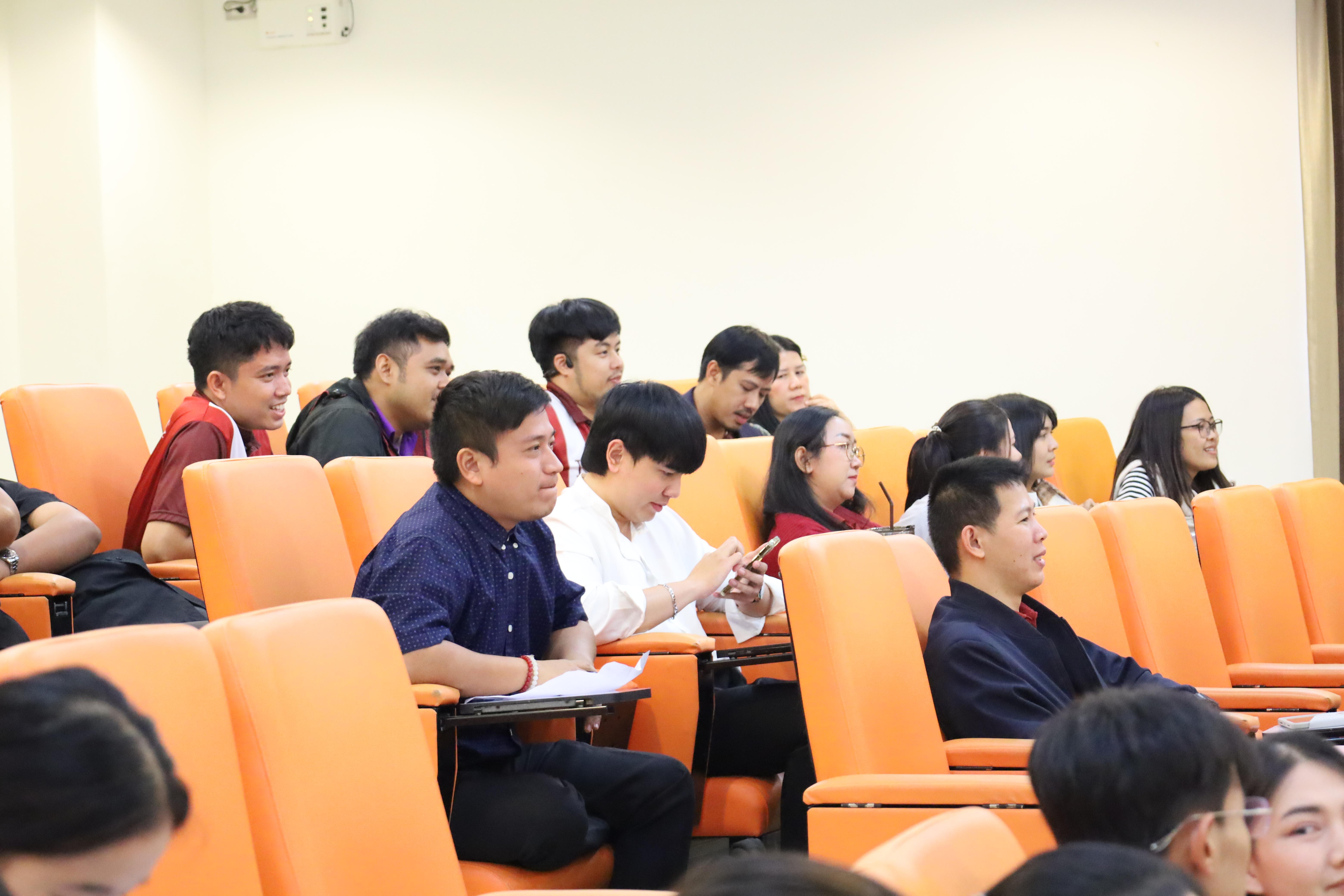 63. โครงการกิจกรรมเตรียมความพร้อมเพื่อเข้าสู่อาชีพครูของนักศึกษาหลักสูตรประกาศนียบัตรบัณฑิต สาขาวิชาชีพครู