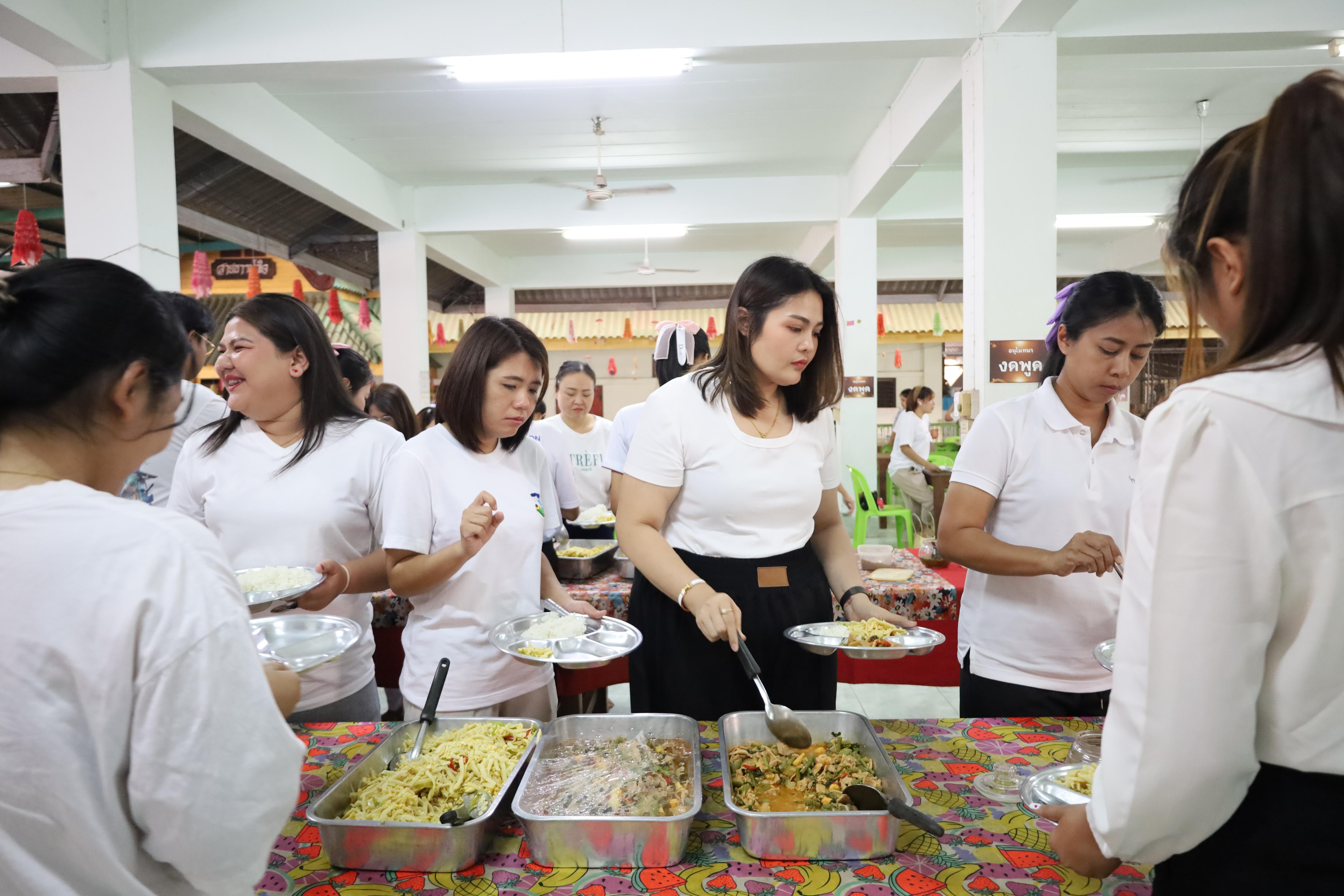 9. โครงการอบรมคุณธรรม จริยธรรม และจิตอาสา จิตสาธารณะ นักศึกษาหลักสูตรประกาศนียบัตรบัณฑิต สาขาวิชาชีพครู