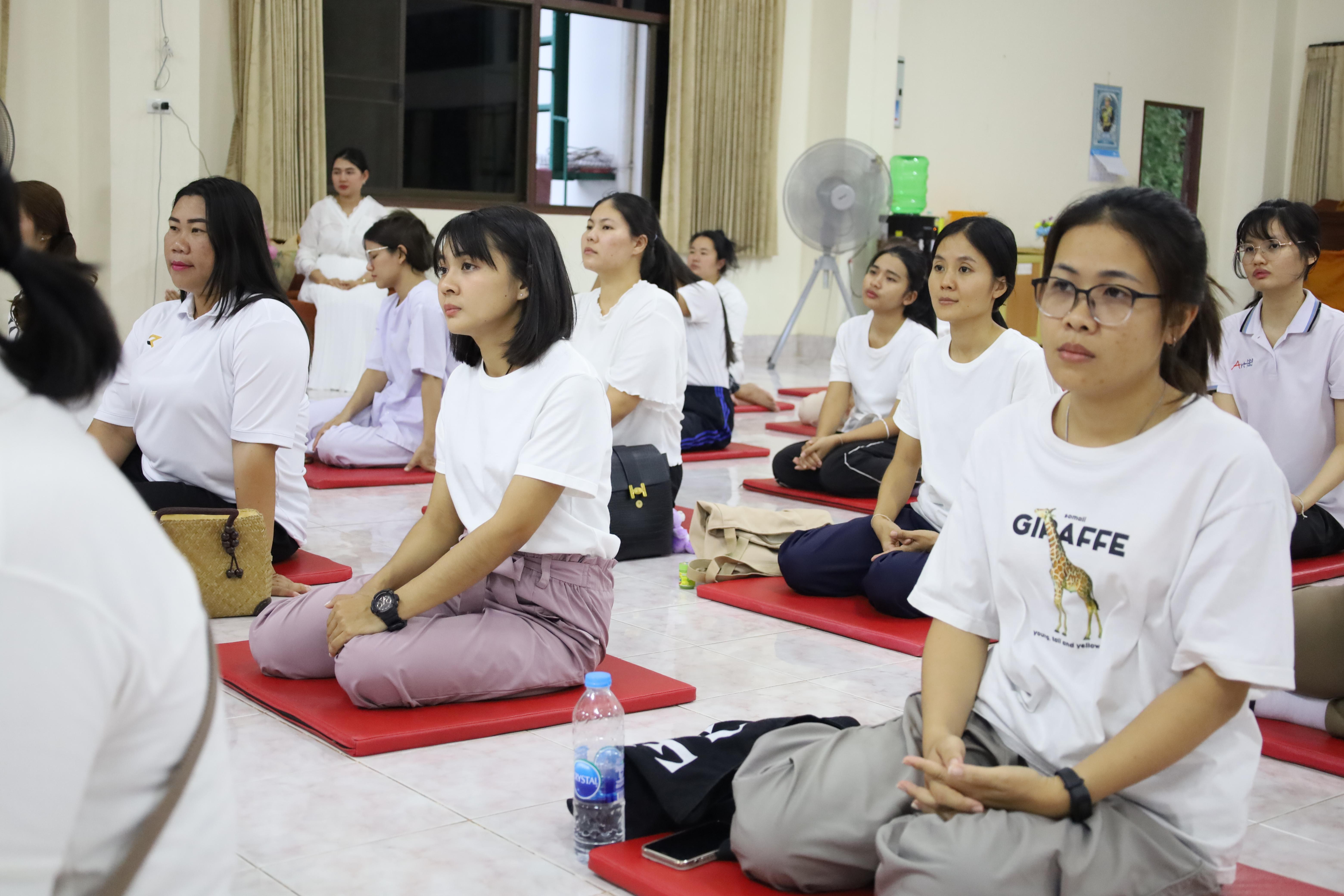 28. โครงการอบรมคุณธรรม จริยธรรม และจิตอาสา จิตสาธารณะ นักศึกษาหลักสูตรประกาศนียบัตรบัณฑิต สาขาวิชาชีพครู