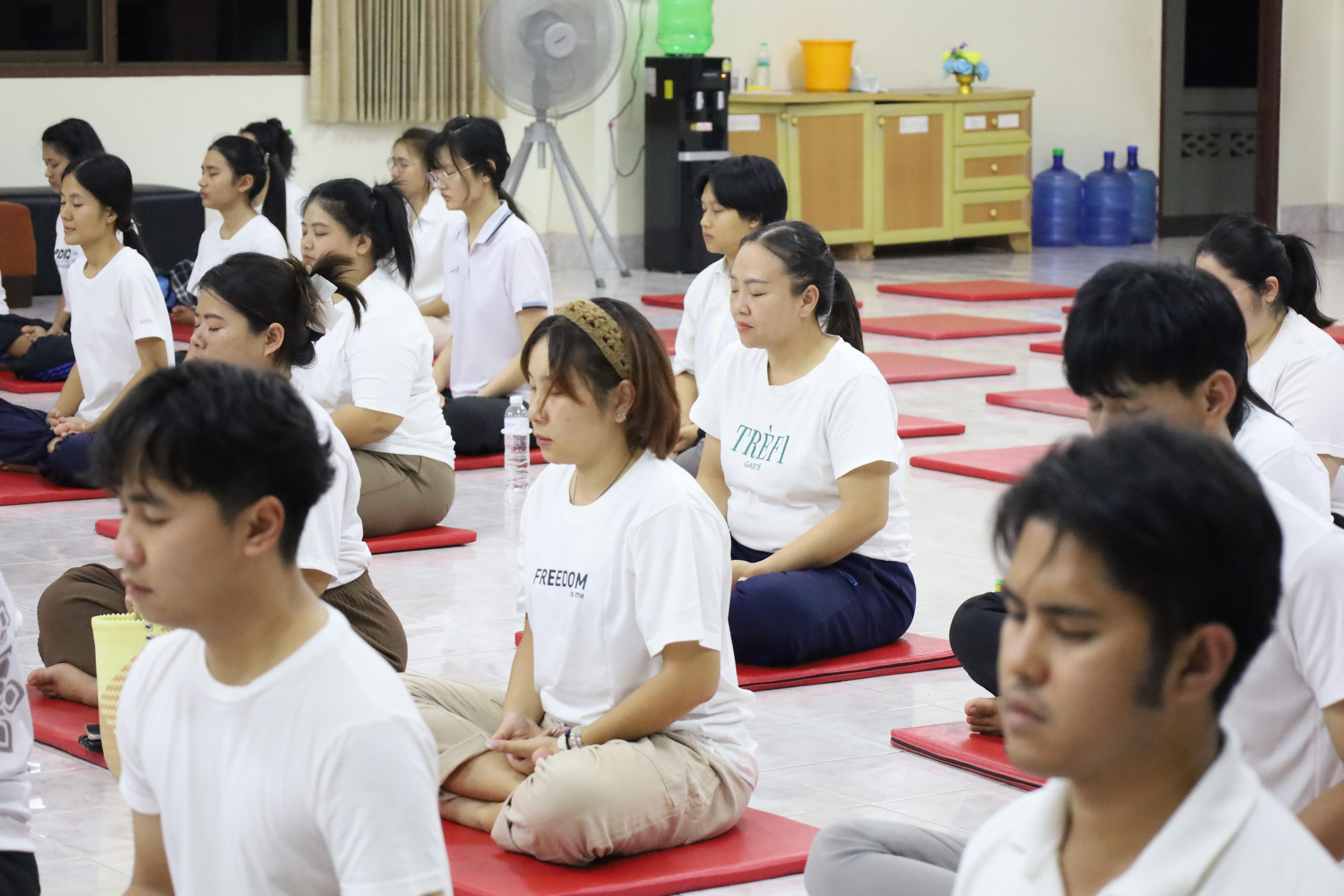 42. โครงการอบรมคุณธรรม จริยธรรม และจิตอาสา จิตสาธารณะ นักศึกษาหลักสูตรประกาศนียบัตรบัณฑิต สาขาวิชาชีพครู