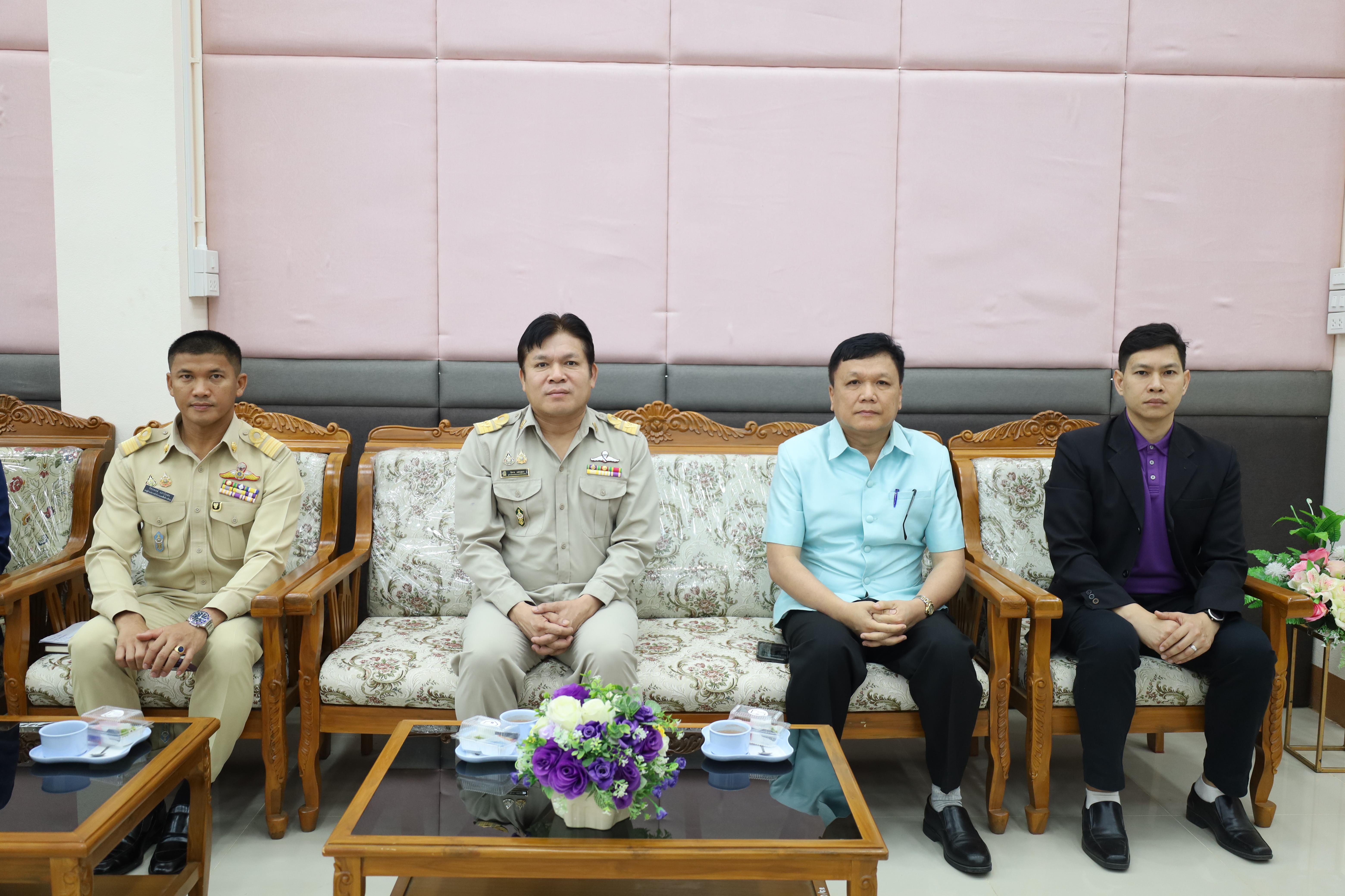 13. การอบรมเชิงปฏิบัติการพัฒนาจิตวิญญาณและจรรยาบรรณวิชาชีพครู