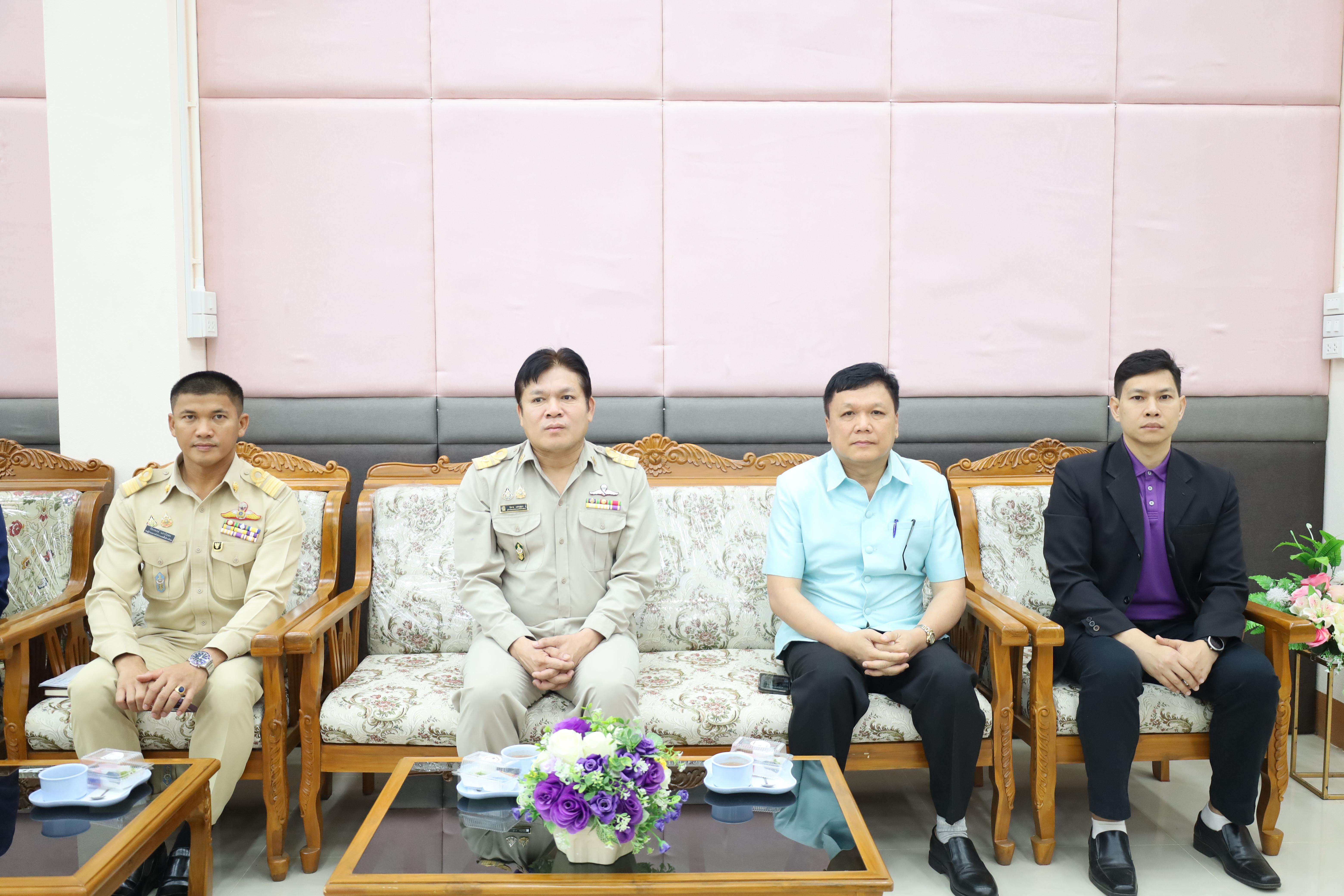 16. การอบรมเชิงปฏิบัติการพัฒนาจิตวิญญาณและจรรยาบรรณวิชาชีพครู