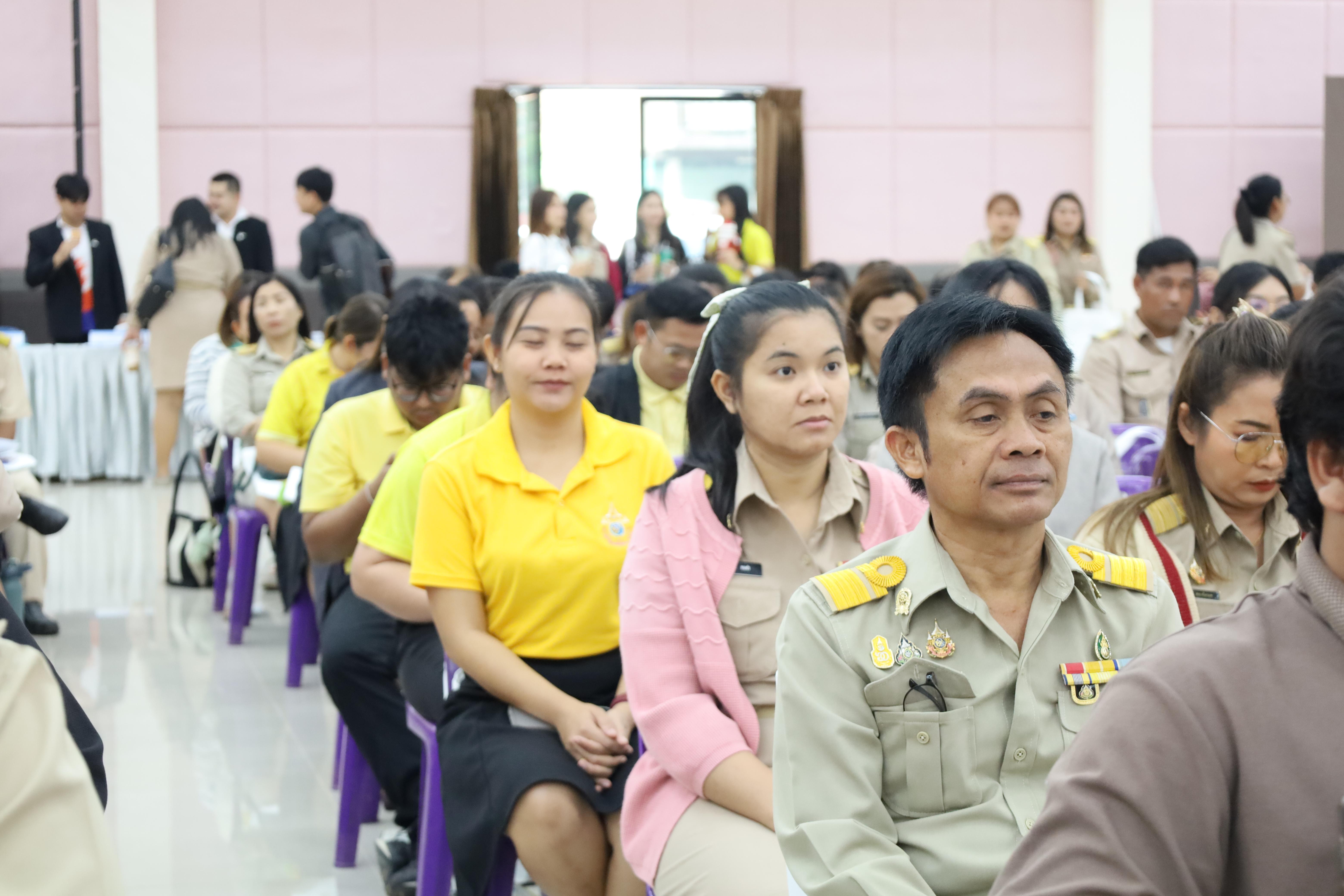 49. การอบรมเชิงปฏิบัติการพัฒนาจิตวิญญาณและจรรยาบรรณวิชาชีพครู