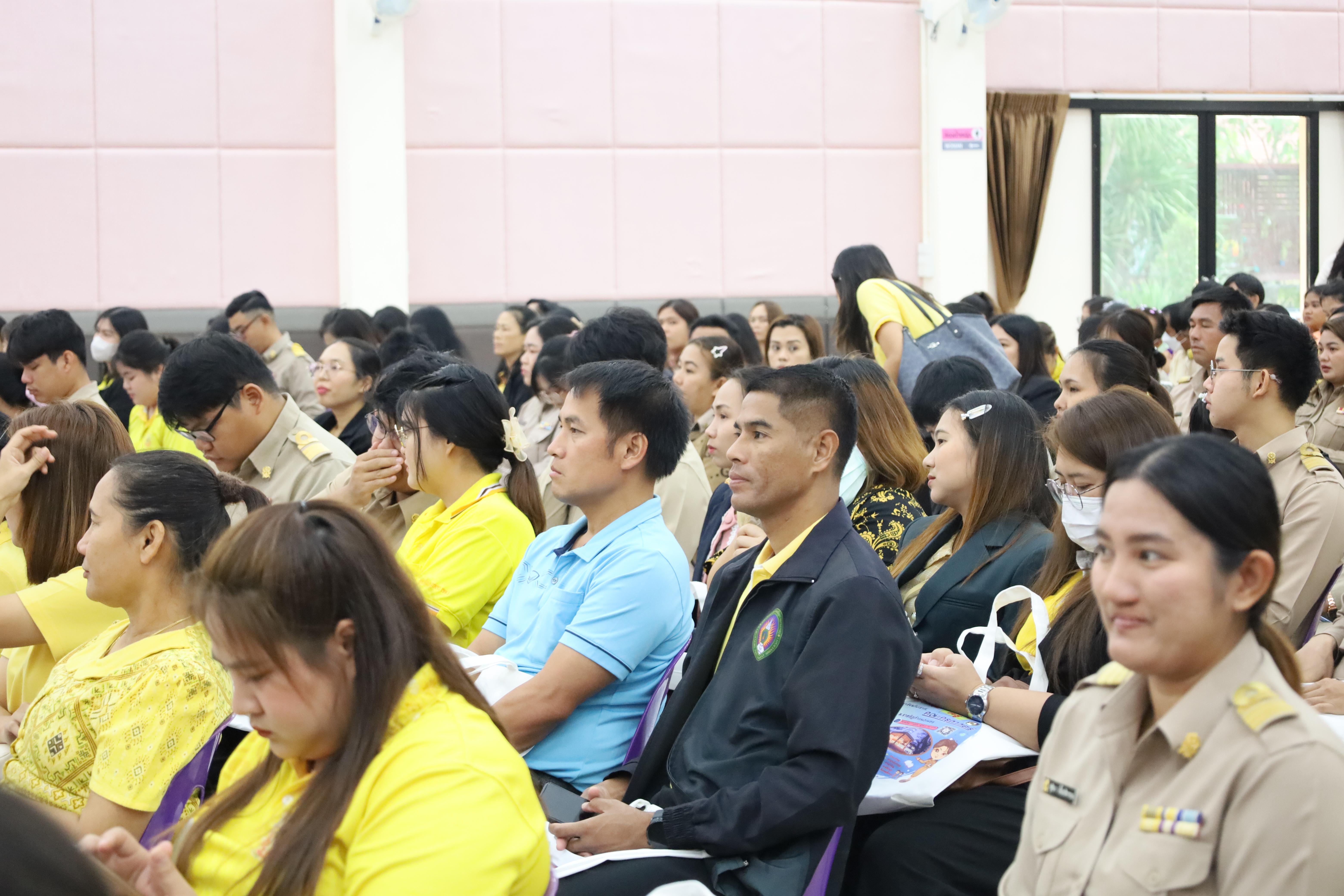 57. การอบรมเชิงปฏิบัติการพัฒนาจิตวิญญาณและจรรยาบรรณวิชาชีพครู