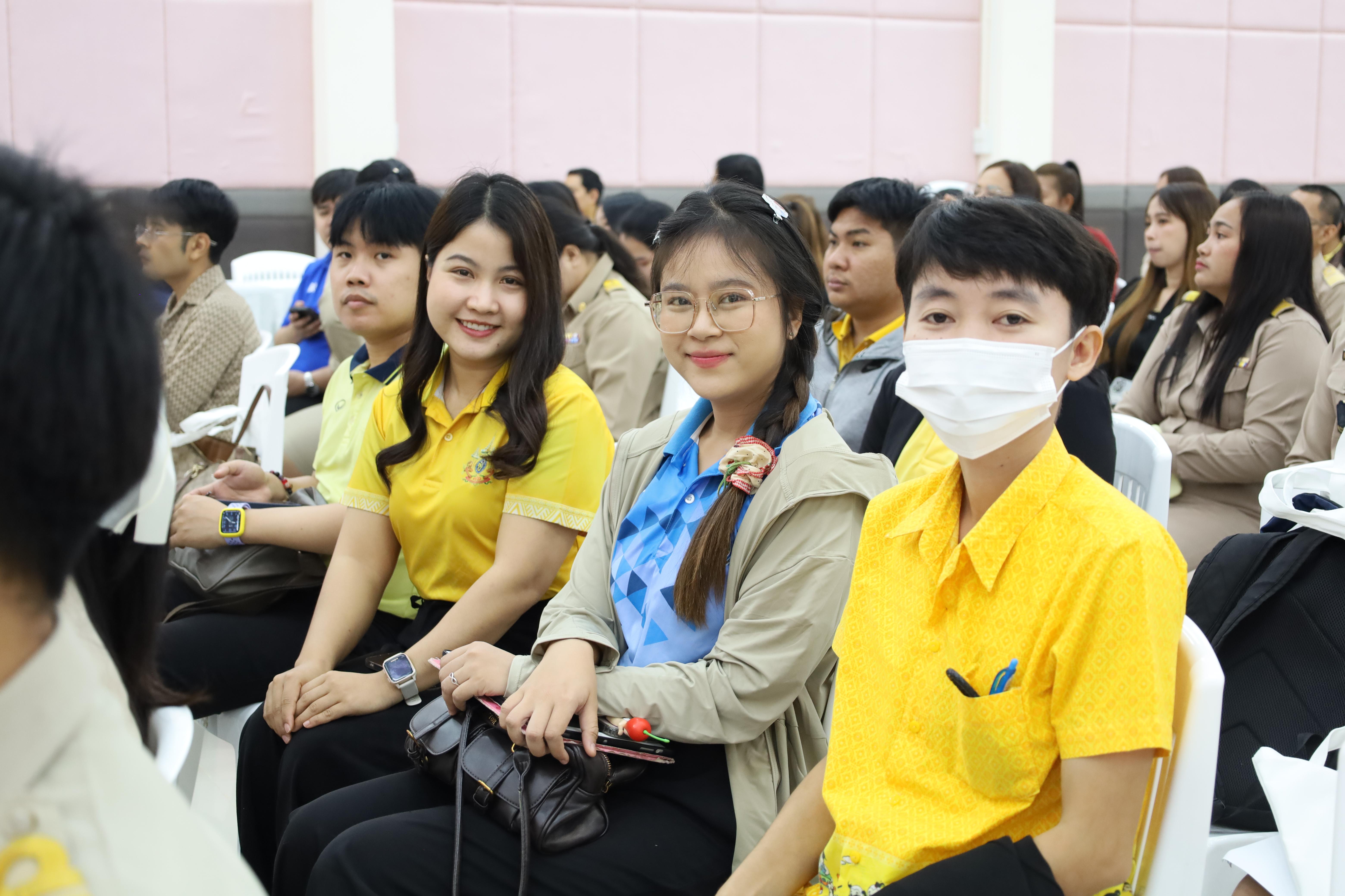 104. การอบรมเชิงปฏิบัติการพัฒนาจิตวิญญาณและจรรยาบรรณวิชาชีพครู