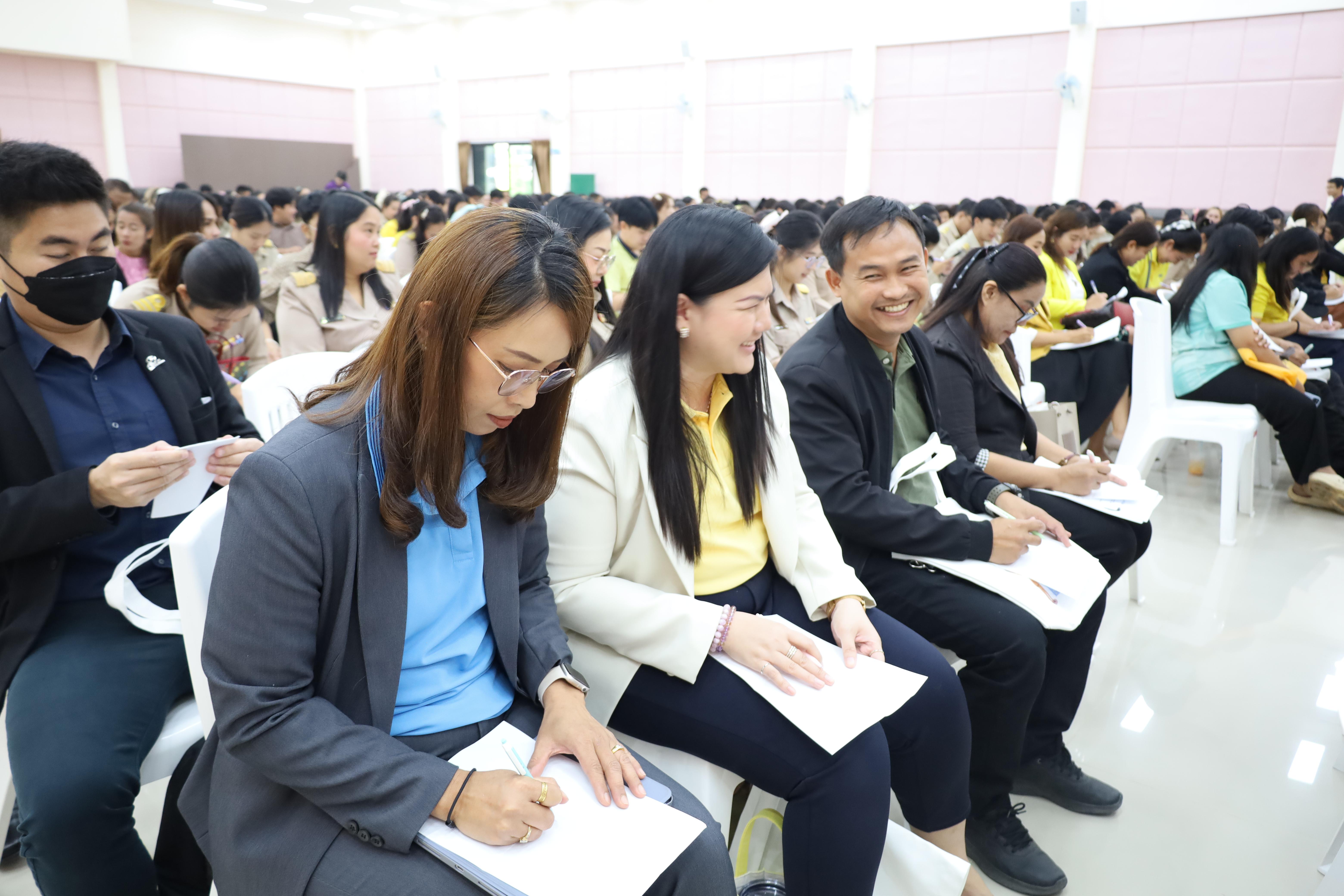 144. การอบรมเชิงปฏิบัติการพัฒนาจิตวิญญาณและจรรยาบรรณวิชาชีพครู