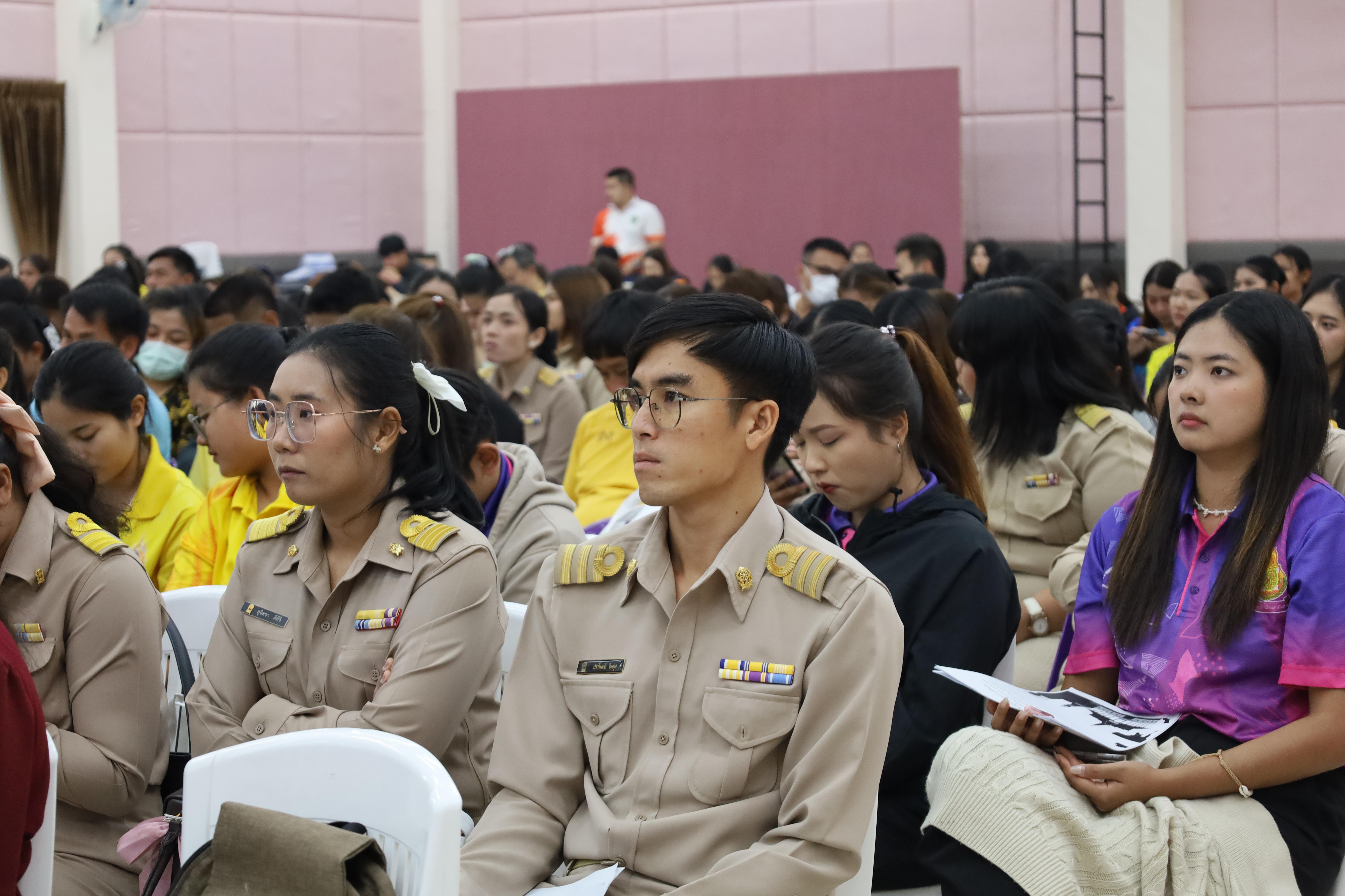 186. การอบรมเชิงปฏิบัติการพัฒนาจิตวิญญาณและจรรยาบรรณวิชาชีพครู