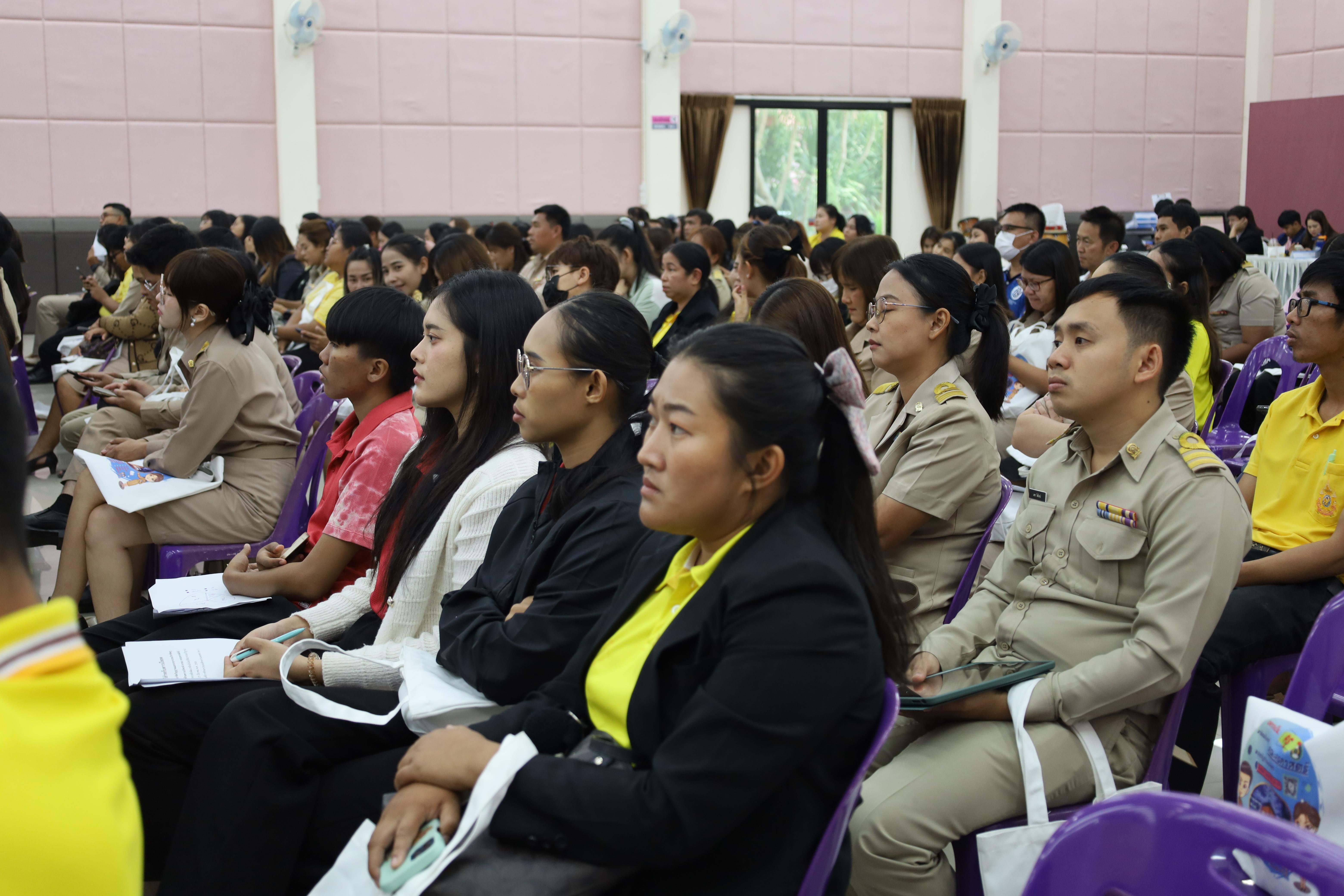 188. การอบรมเชิงปฏิบัติการพัฒนาจิตวิญญาณและจรรยาบรรณวิชาชีพครู