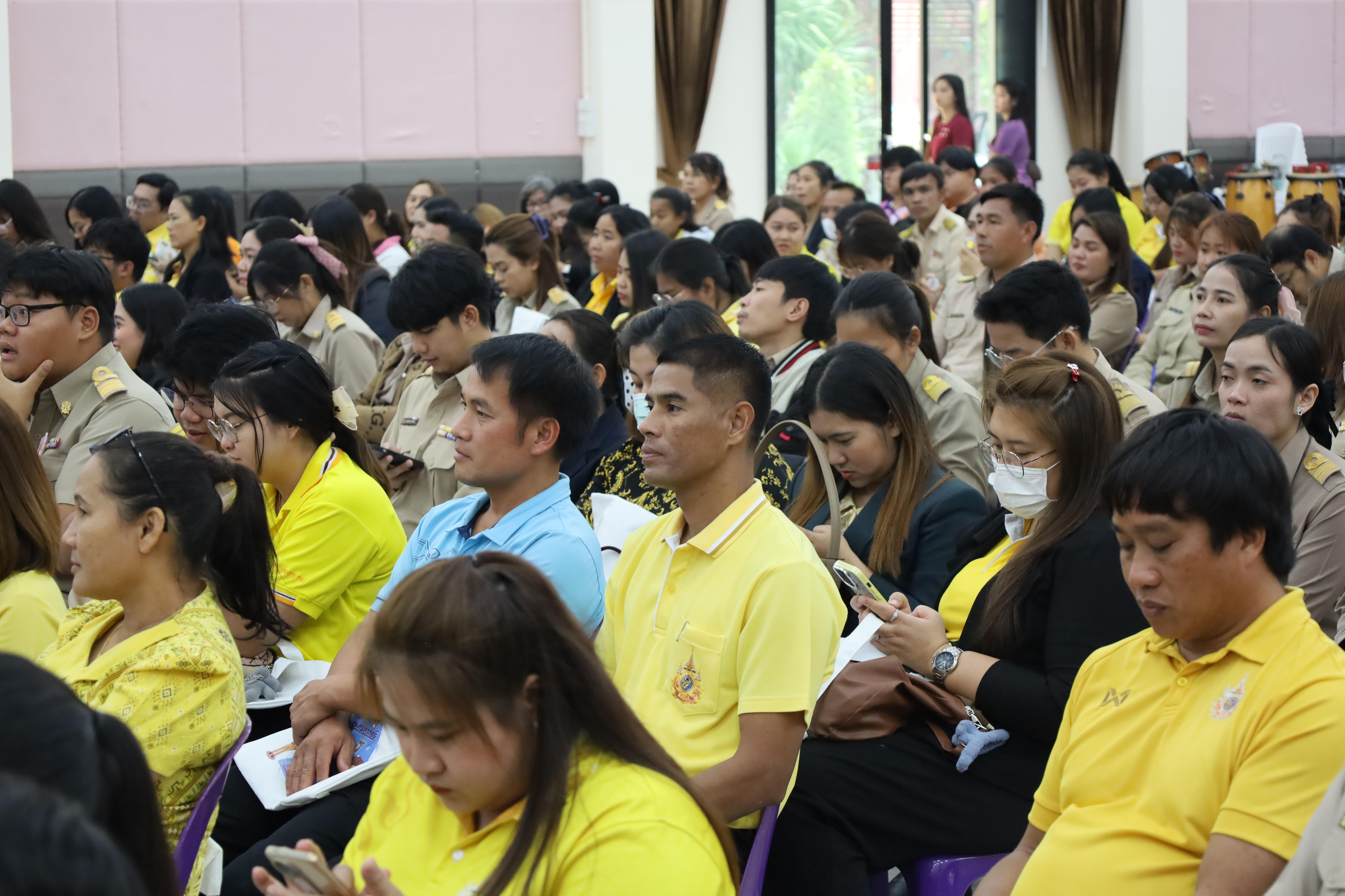 191. การอบรมเชิงปฏิบัติการพัฒนาจิตวิญญาณและจรรยาบรรณวิชาชีพครู