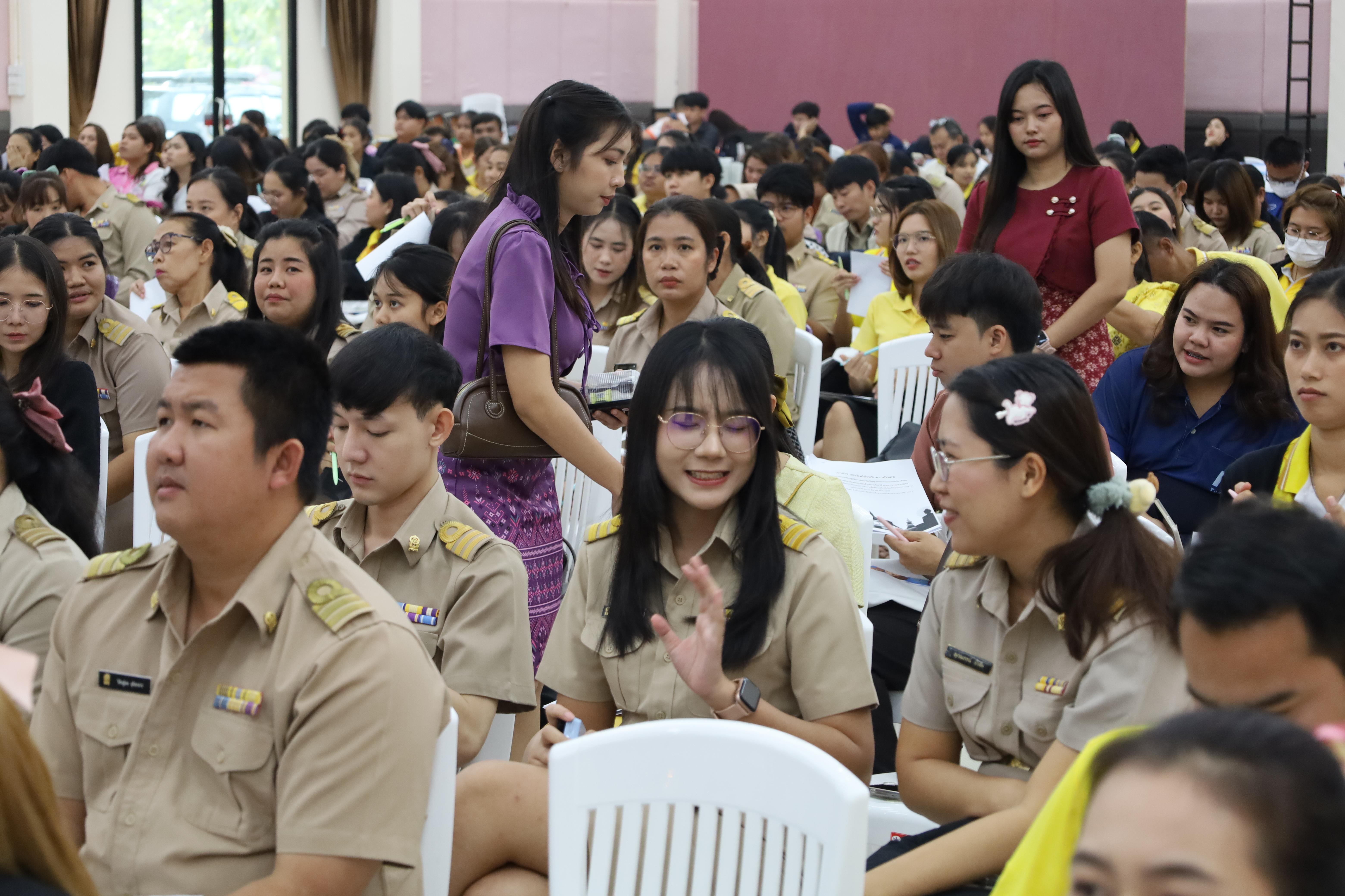 193. การอบรมเชิงปฏิบัติการพัฒนาจิตวิญญาณและจรรยาบรรณวิชาชีพครู