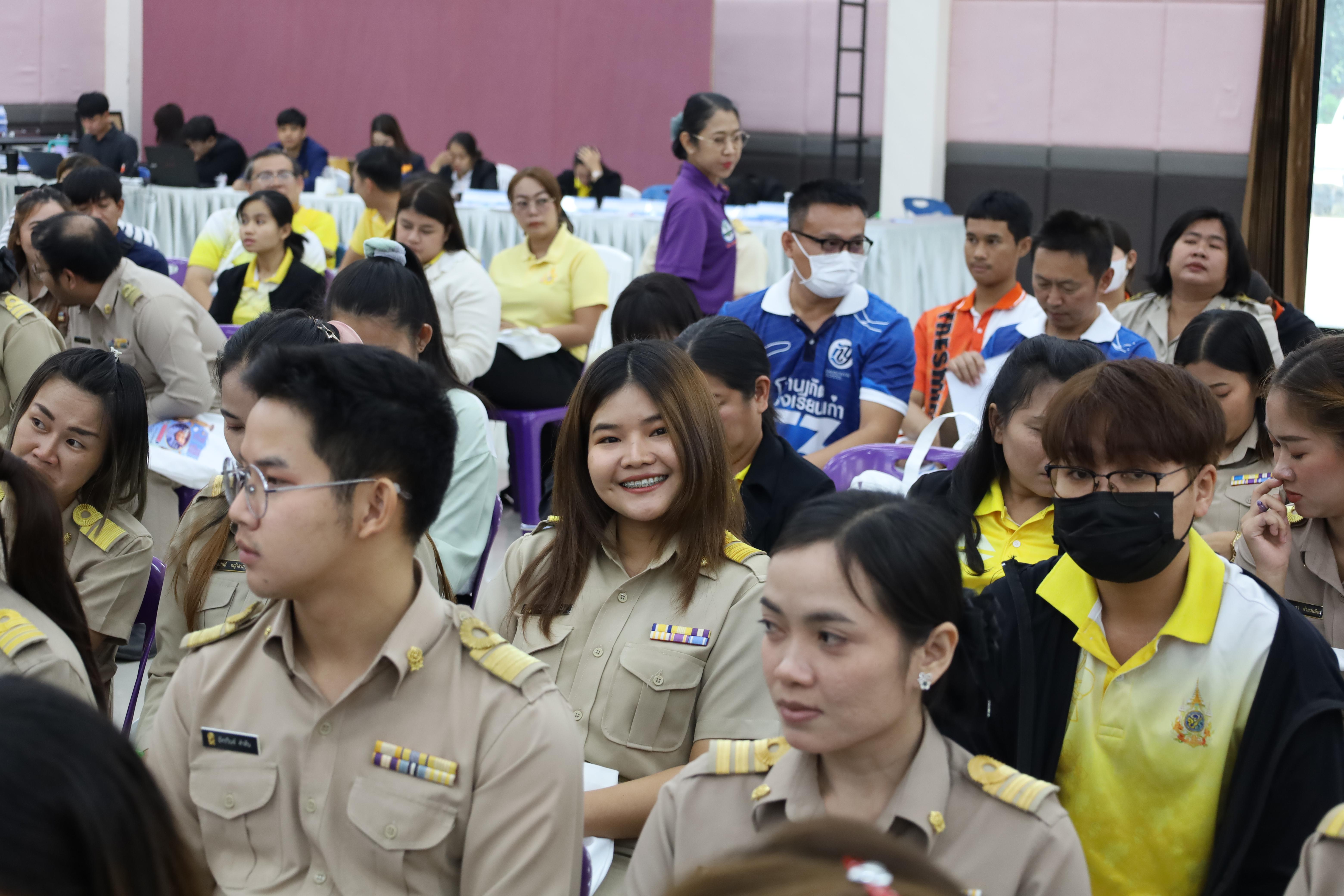 210. การอบรมเชิงปฏิบัติการพัฒนาจิตวิญญาณและจรรยาบรรณวิชาชีพครู