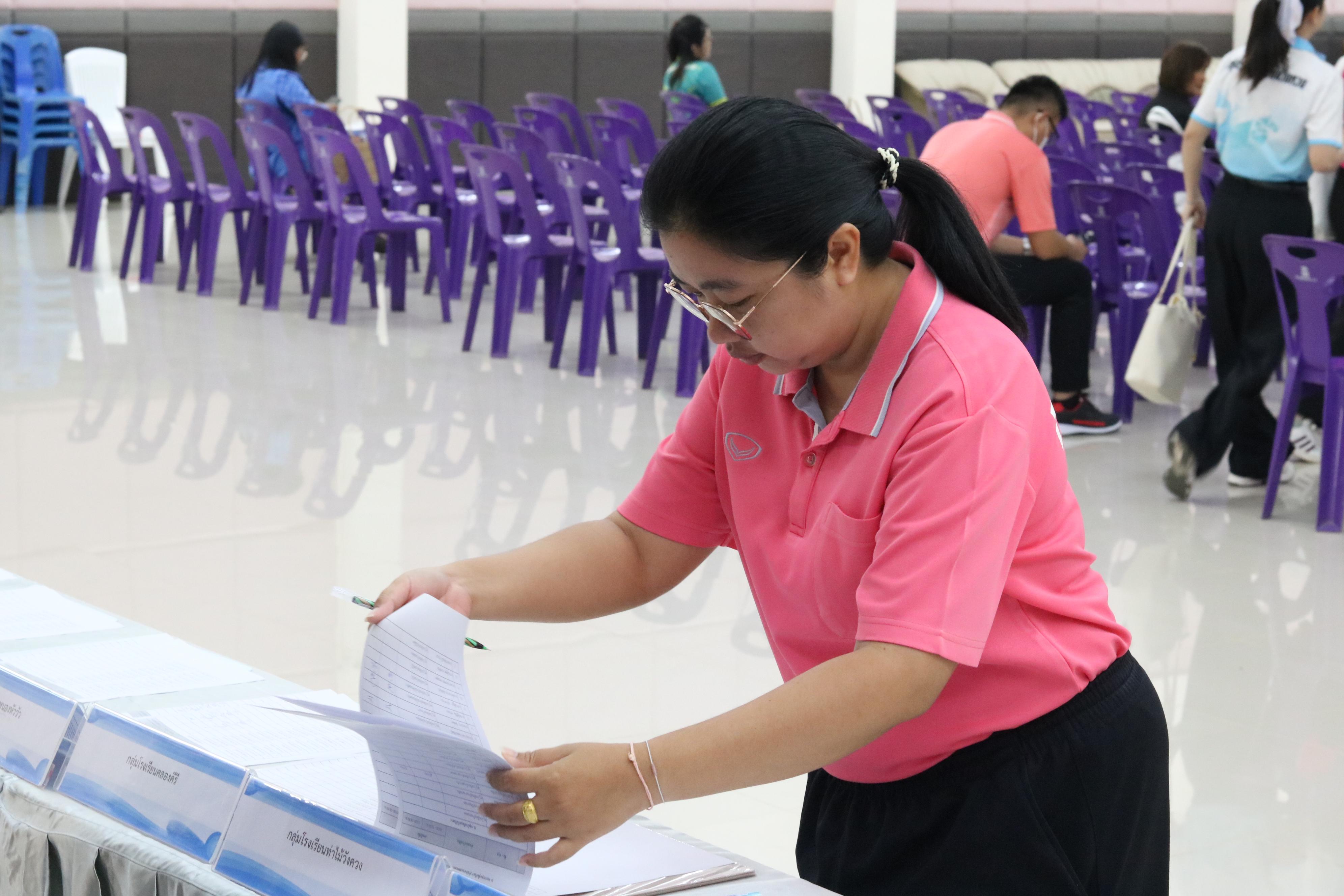 9. การอบรมคุณธรรมจริยธรรมของครูไทยและการถอดบทเรียน