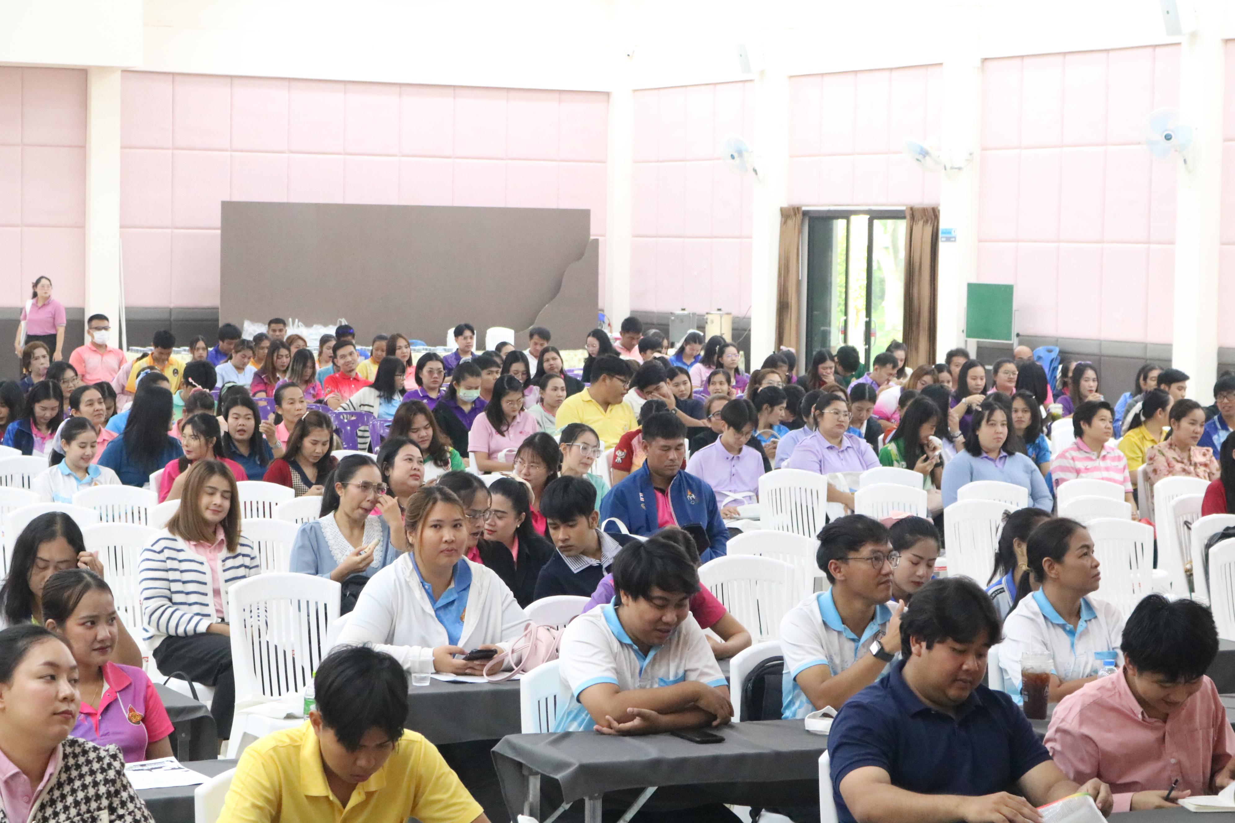 66. การอบรมคุณธรรมจริยธรรมของครูไทยและการถอดบทเรียน