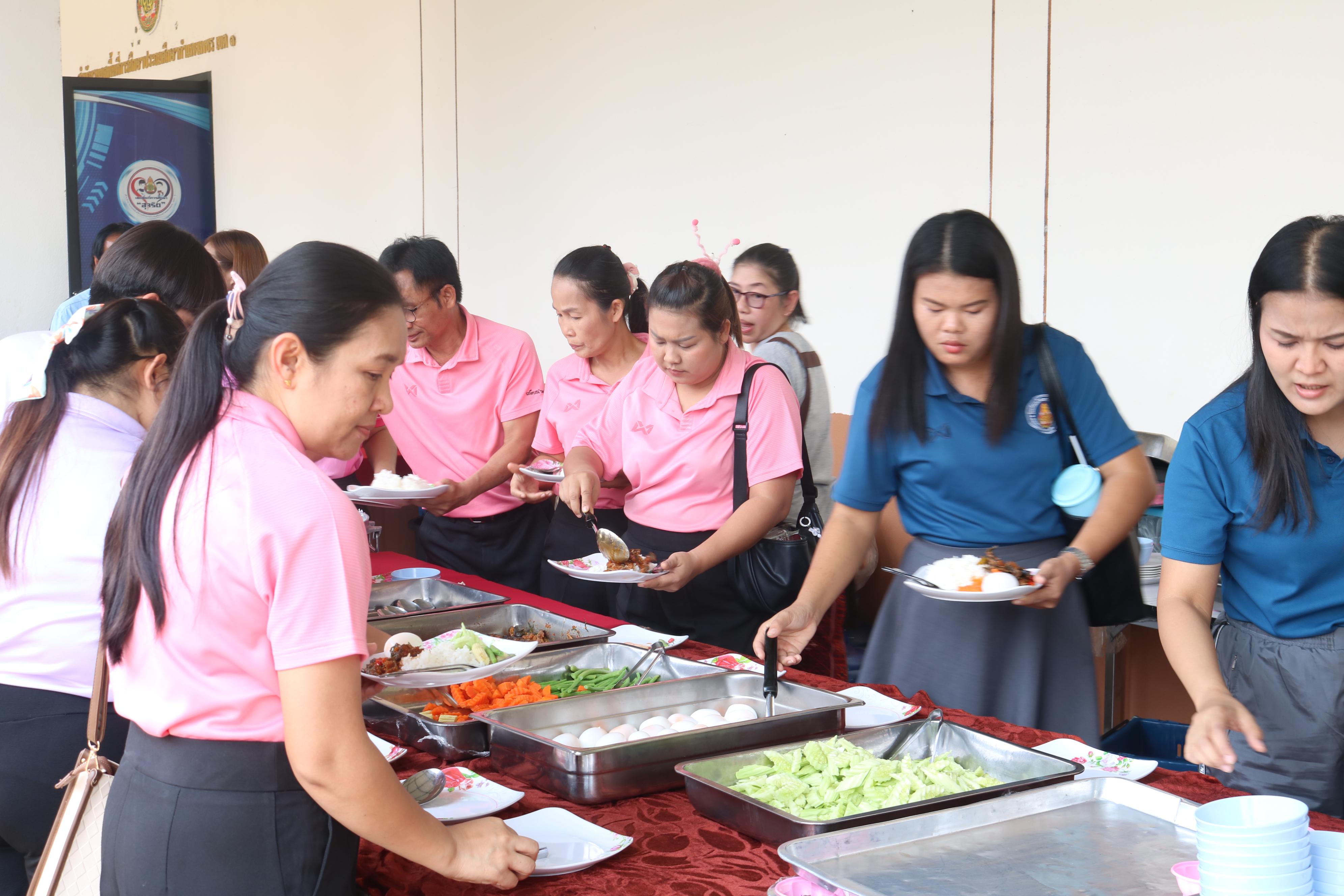 162. การอบรมคุณธรรมจริยธรรมของครูไทยและการถอดบทเรียน