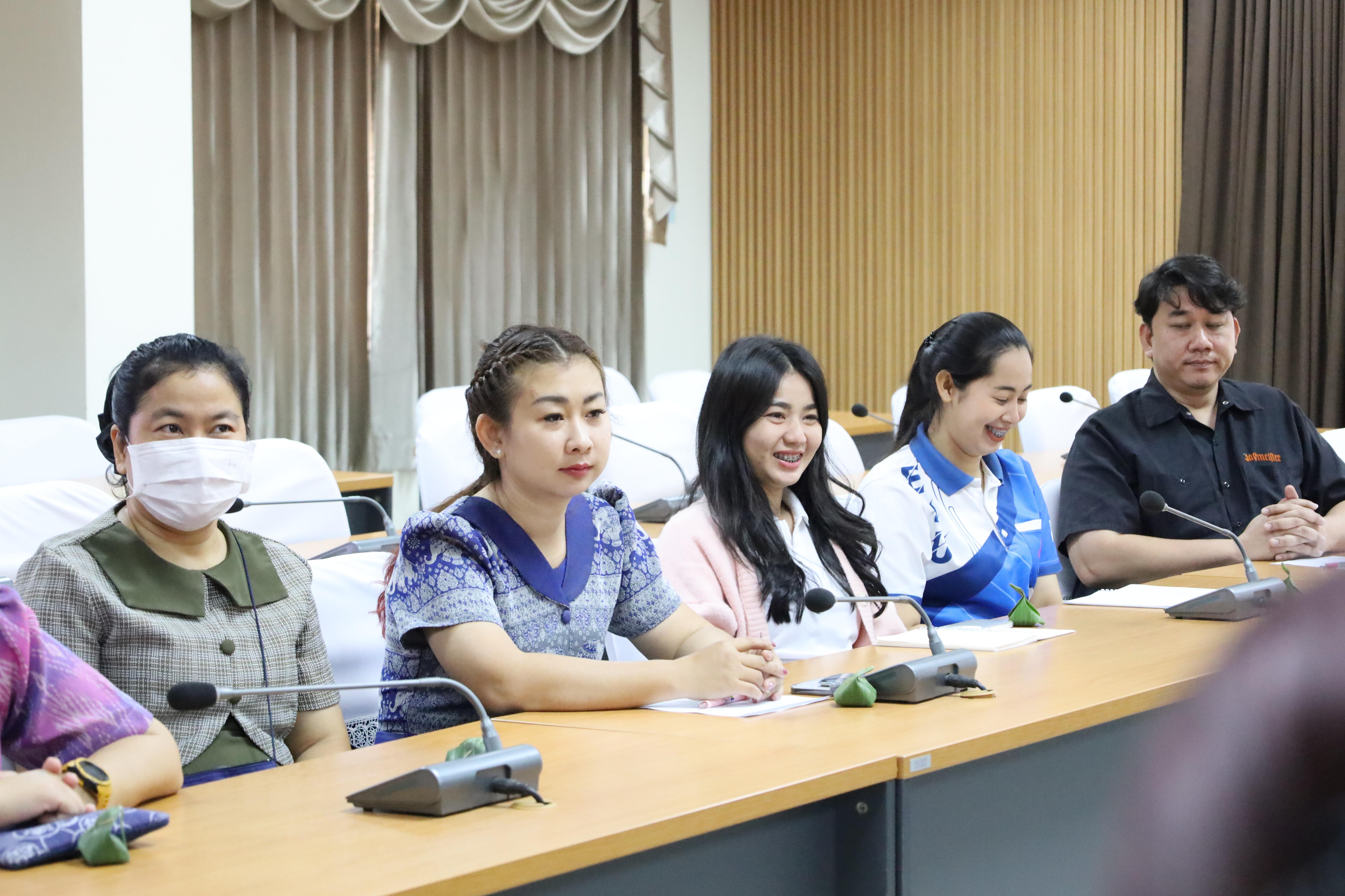 15. การประชุมเจ้าหน้าที่ และบุคลากรคณะครุศาสตร์