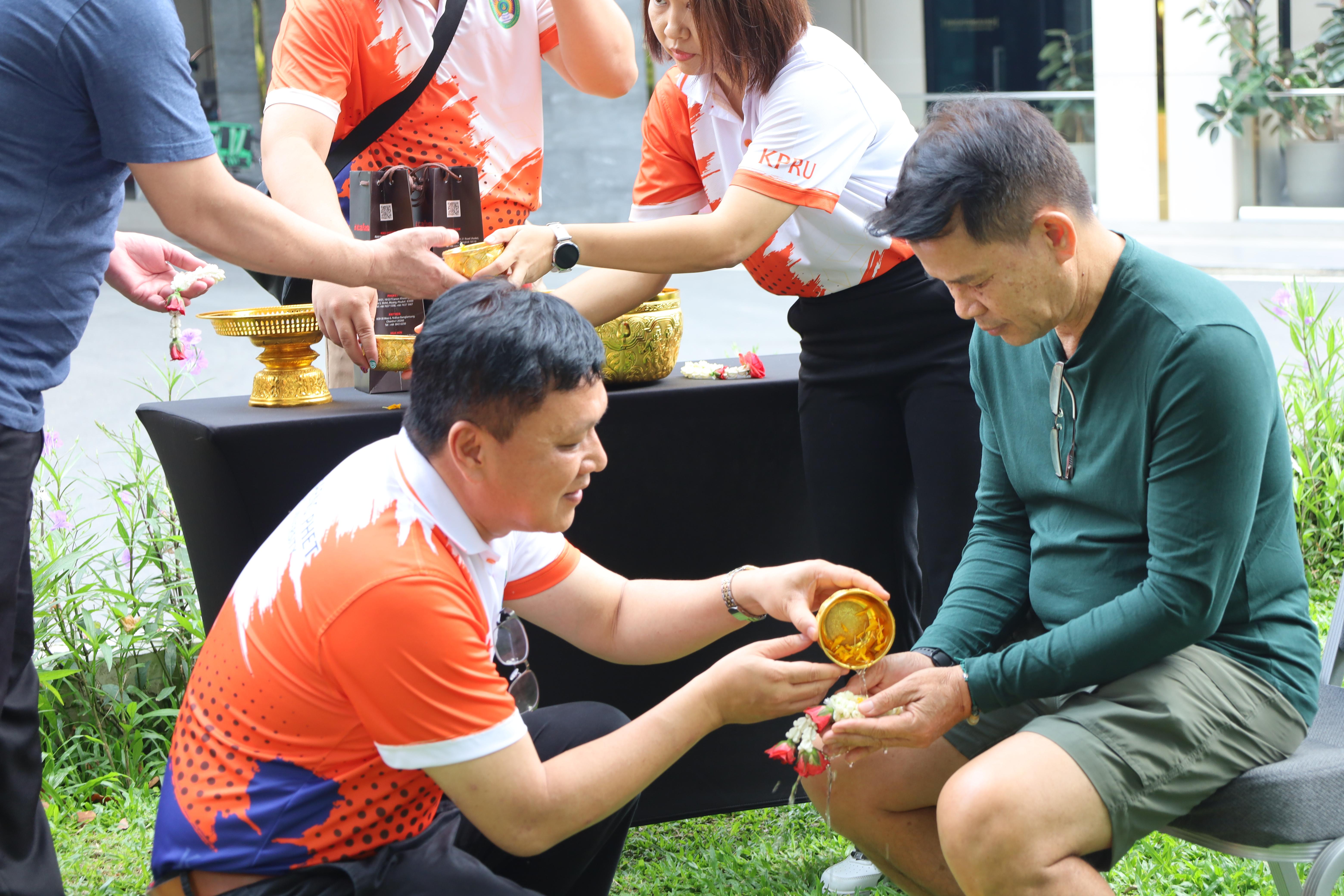 46. การศึกษาดูงานการจัดการคุณภาพและมาตรฐานการผลิตบัณฑิตระดับปริญญาตรี บัณฑิตศึกษา ณ มหาวิทยาลัยบูรพา