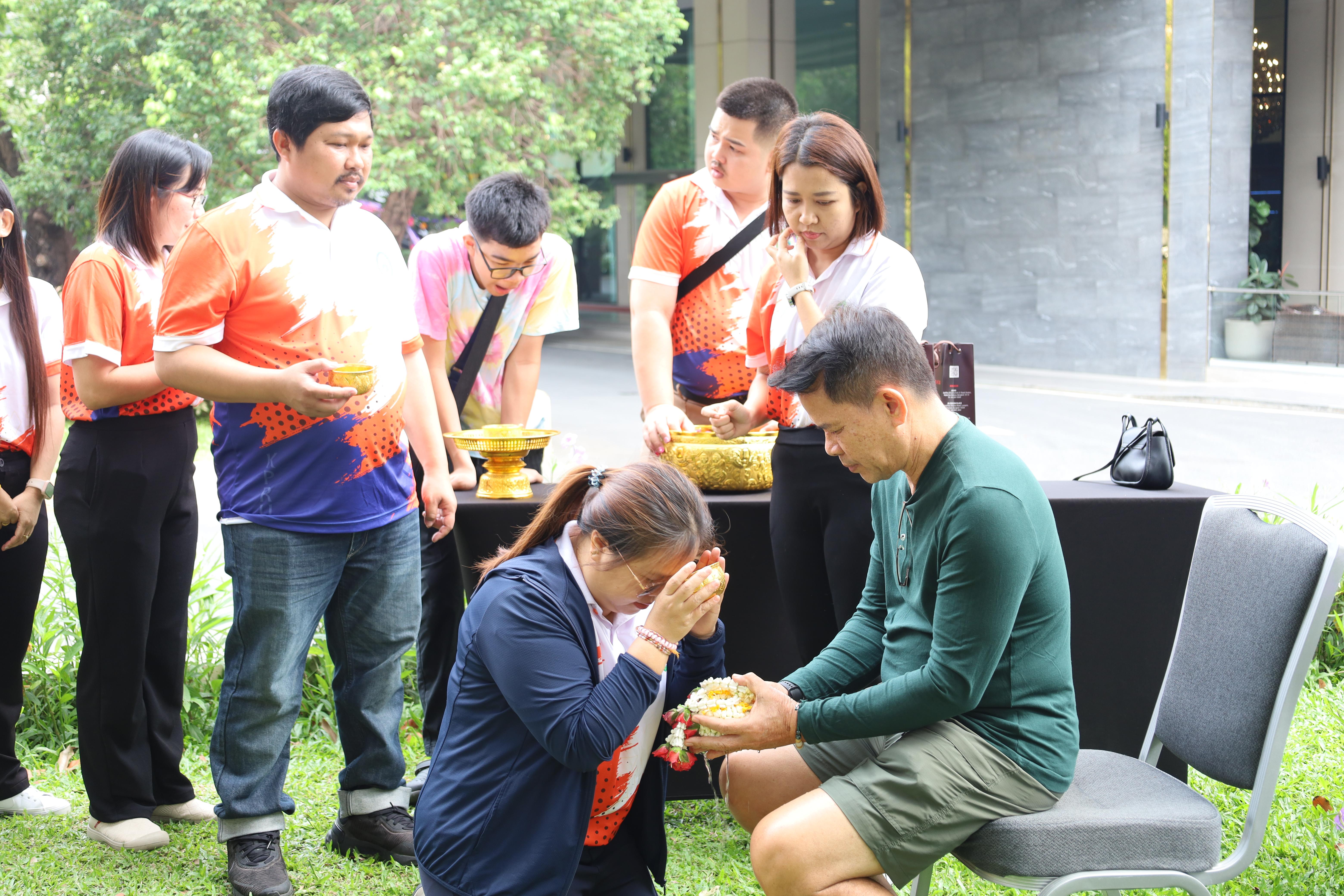 57. การศึกษาดูงานการจัดการคุณภาพและมาตรฐานการผลิตบัณฑิตระดับปริญญาตรี บัณฑิตศึกษา ณ มหาวิทยาลัยบูรพา
