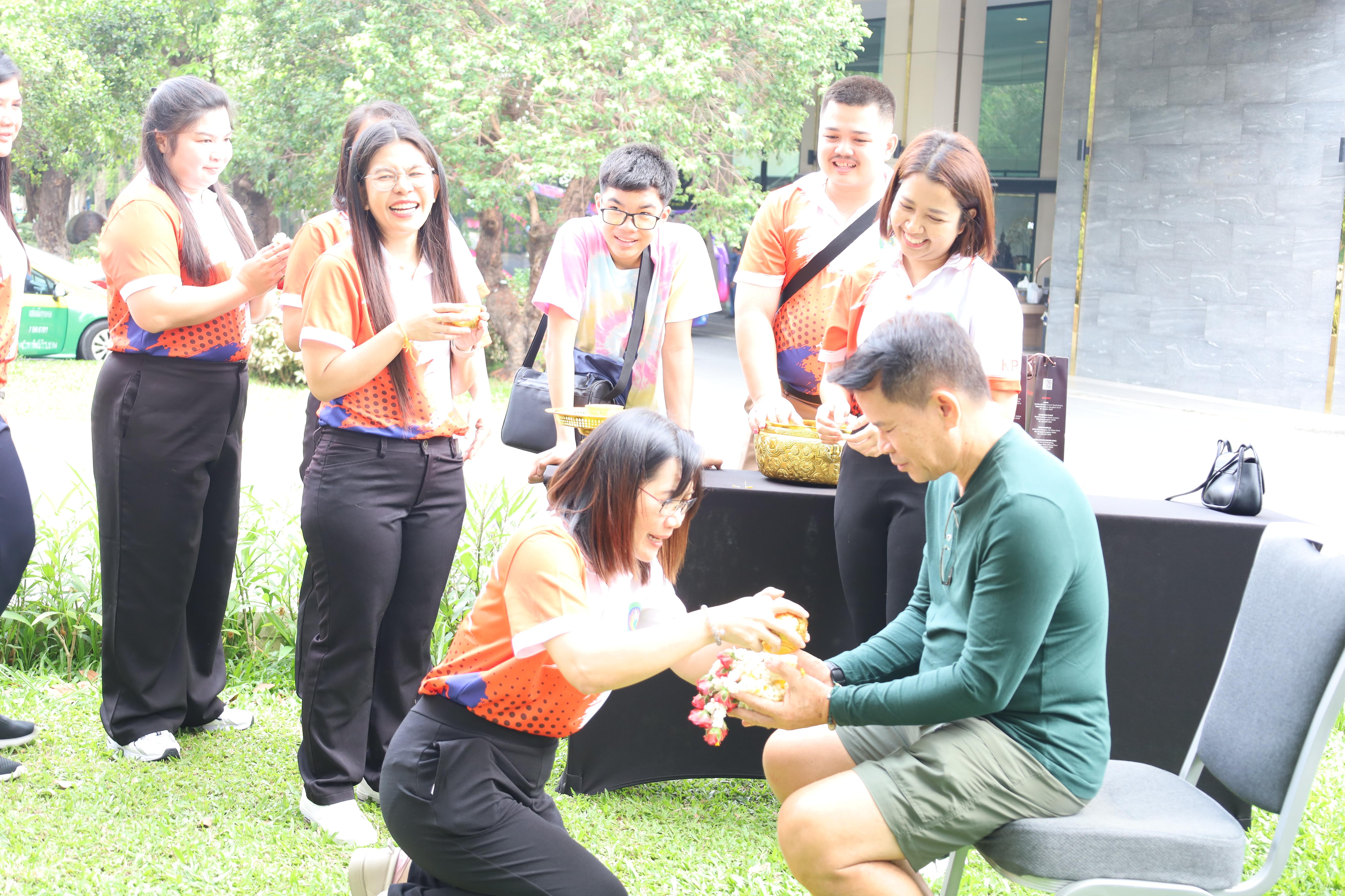 60. การศึกษาดูงานการจัดการคุณภาพและมาตรฐานการผลิตบัณฑิตระดับปริญญาตรี บัณฑิตศึกษา ณ มหาวิทยาลัยบูรพา