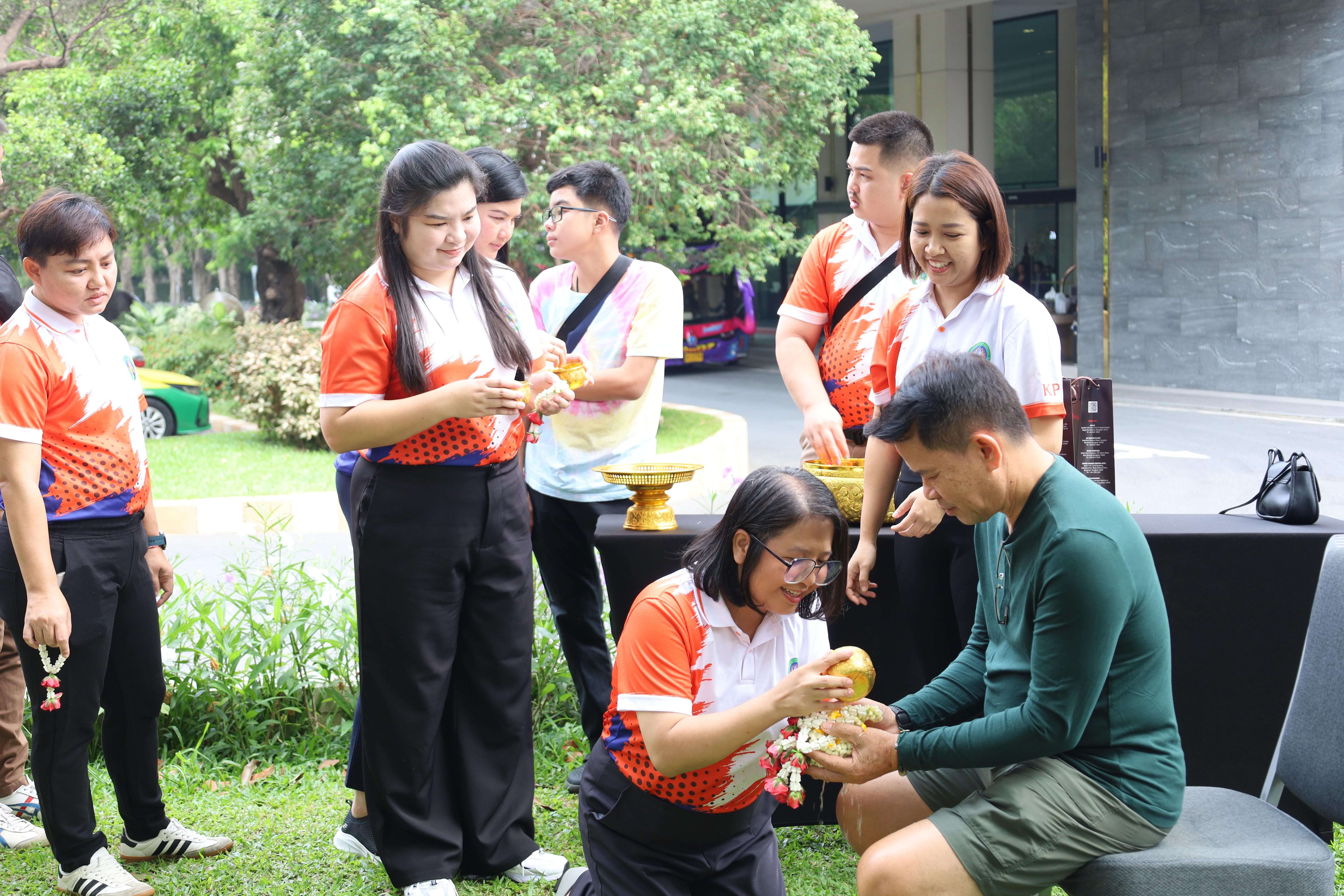 63. การศึกษาดูงานการจัดการคุณภาพและมาตรฐานการผลิตบัณฑิตระดับปริญญาตรี บัณฑิตศึกษา ณ มหาวิทยาลัยบูรพา