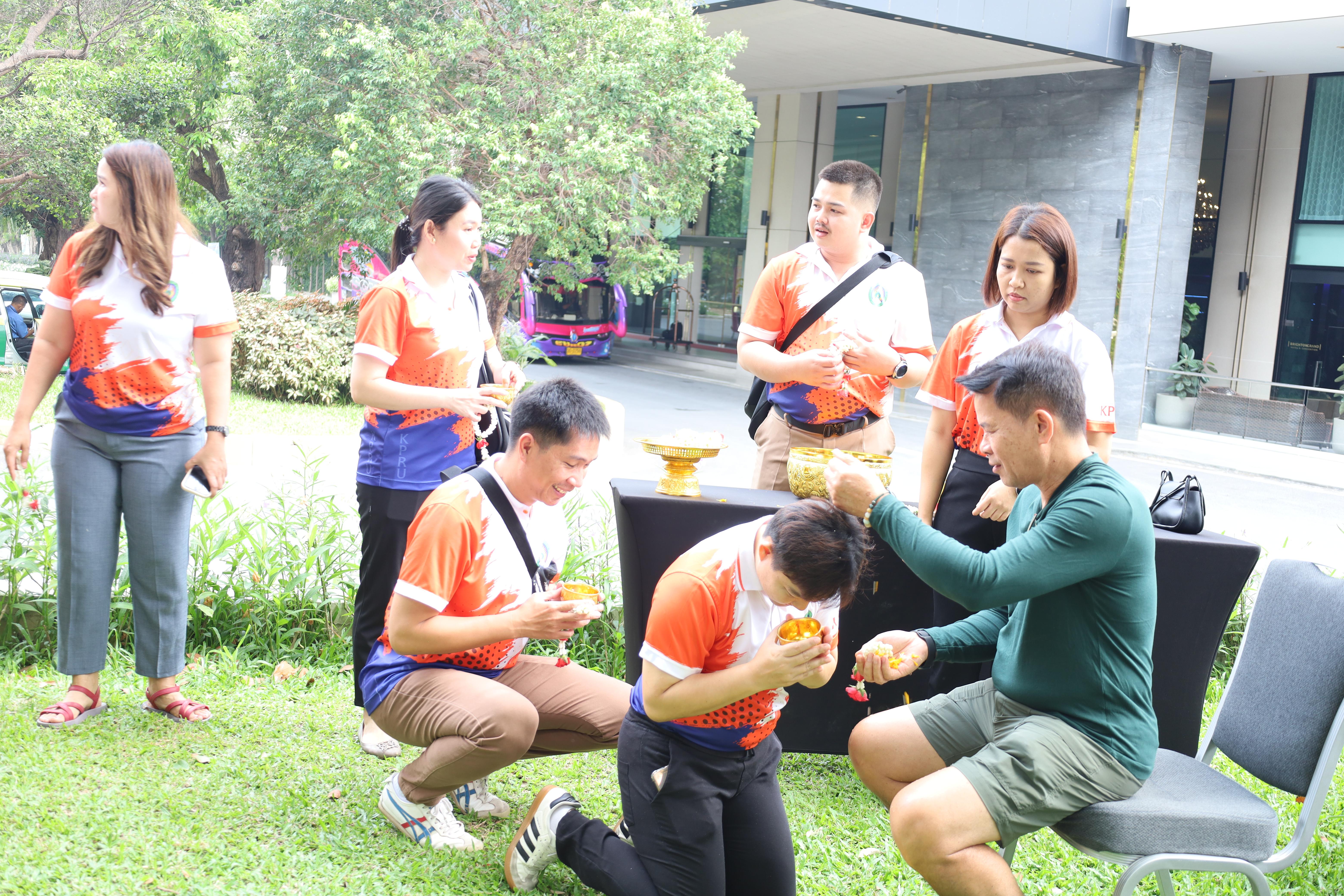 71. การศึกษาดูงานการจัดการคุณภาพและมาตรฐานการผลิตบัณฑิตระดับปริญญาตรี บัณฑิตศึกษา ณ มหาวิทยาลัยบูรพา