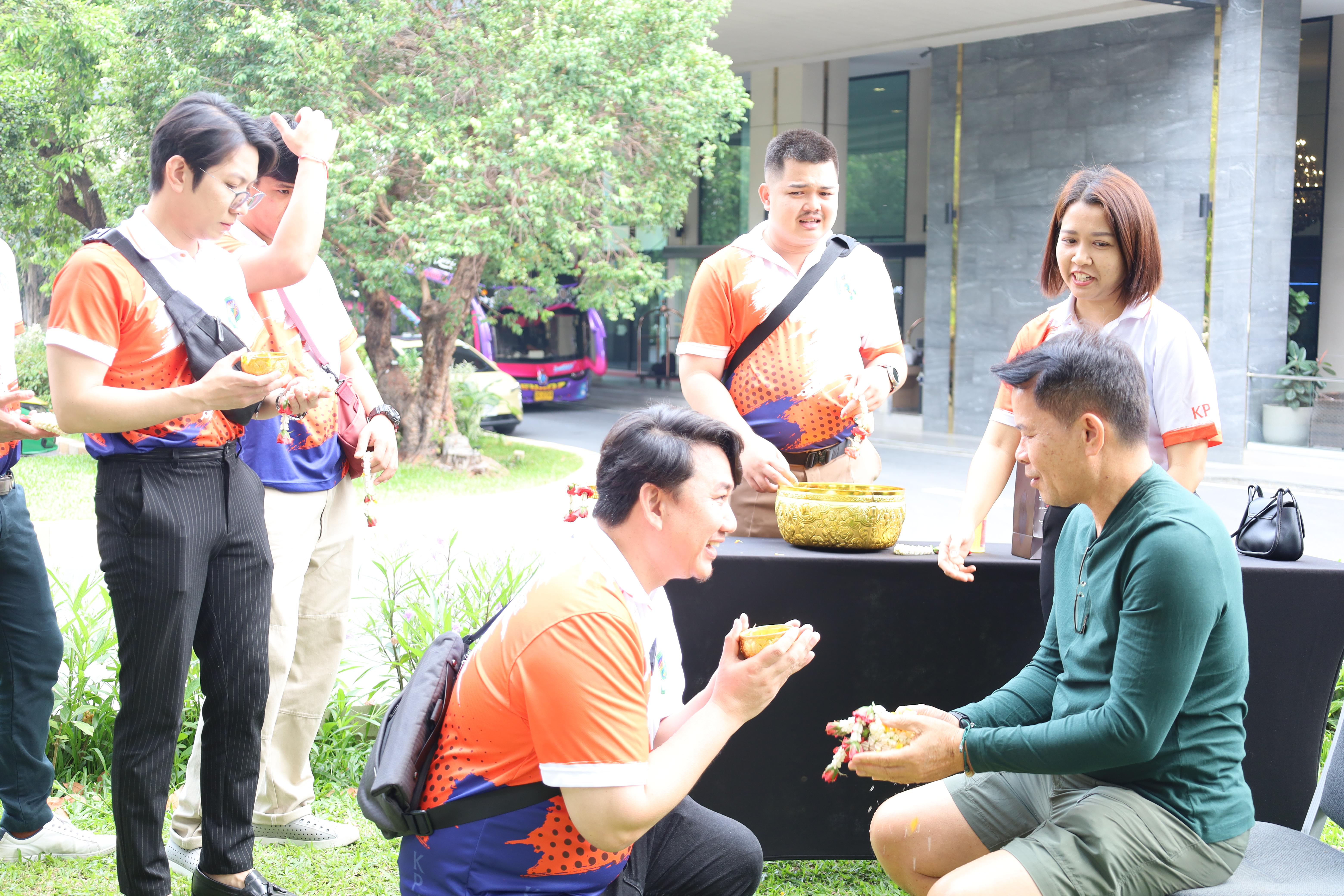 103. การศึกษาดูงานการจัดการคุณภาพและมาตรฐานการผลิตบัณฑิตระดับปริญญาตรี บัณฑิตศึกษา ณ มหาวิทยาลัยบูรพา