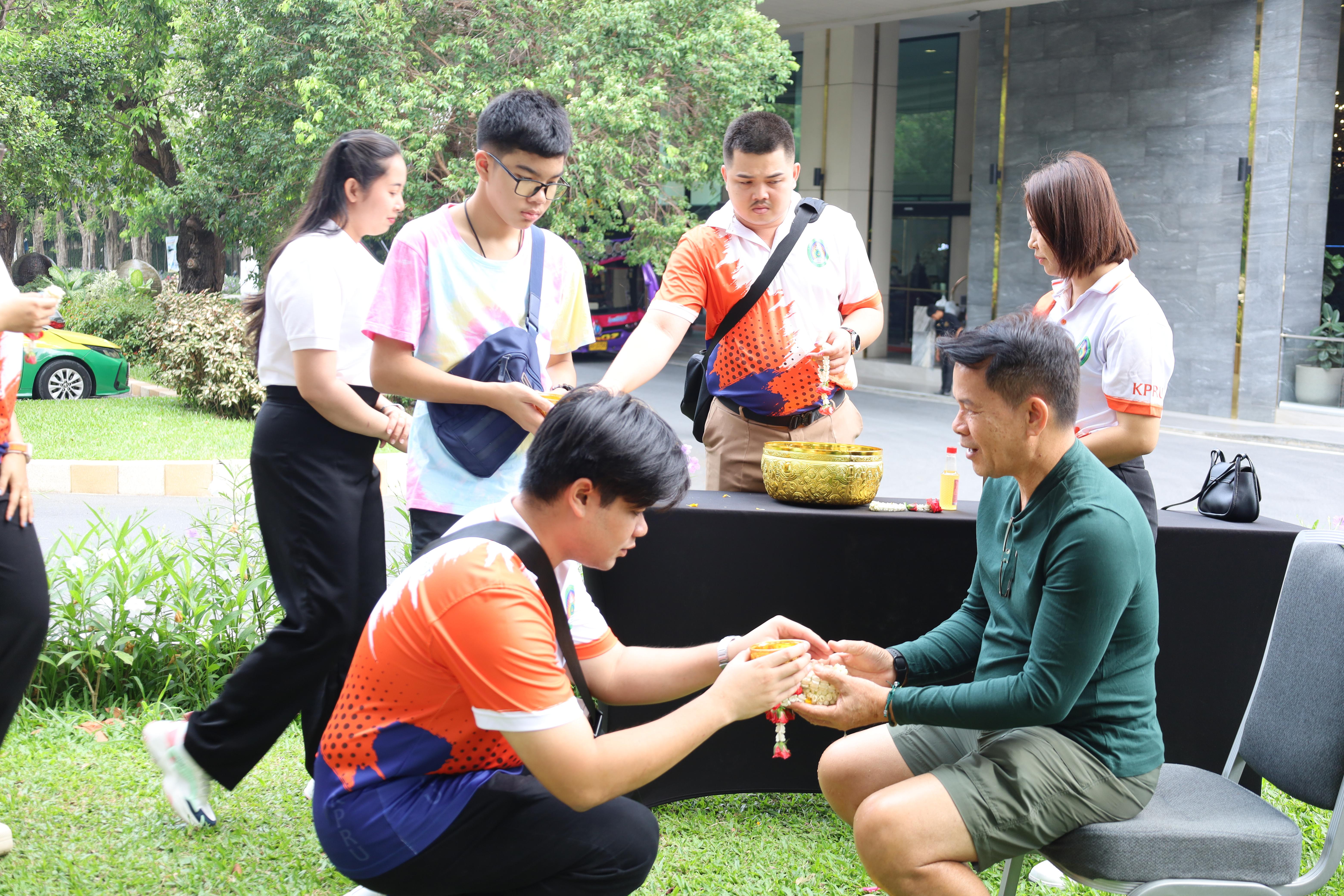 114. การศึกษาดูงานการจัดการคุณภาพและมาตรฐานการผลิตบัณฑิตระดับปริญญาตรี บัณฑิตศึกษา ณ มหาวิทยาลัยบูรพา