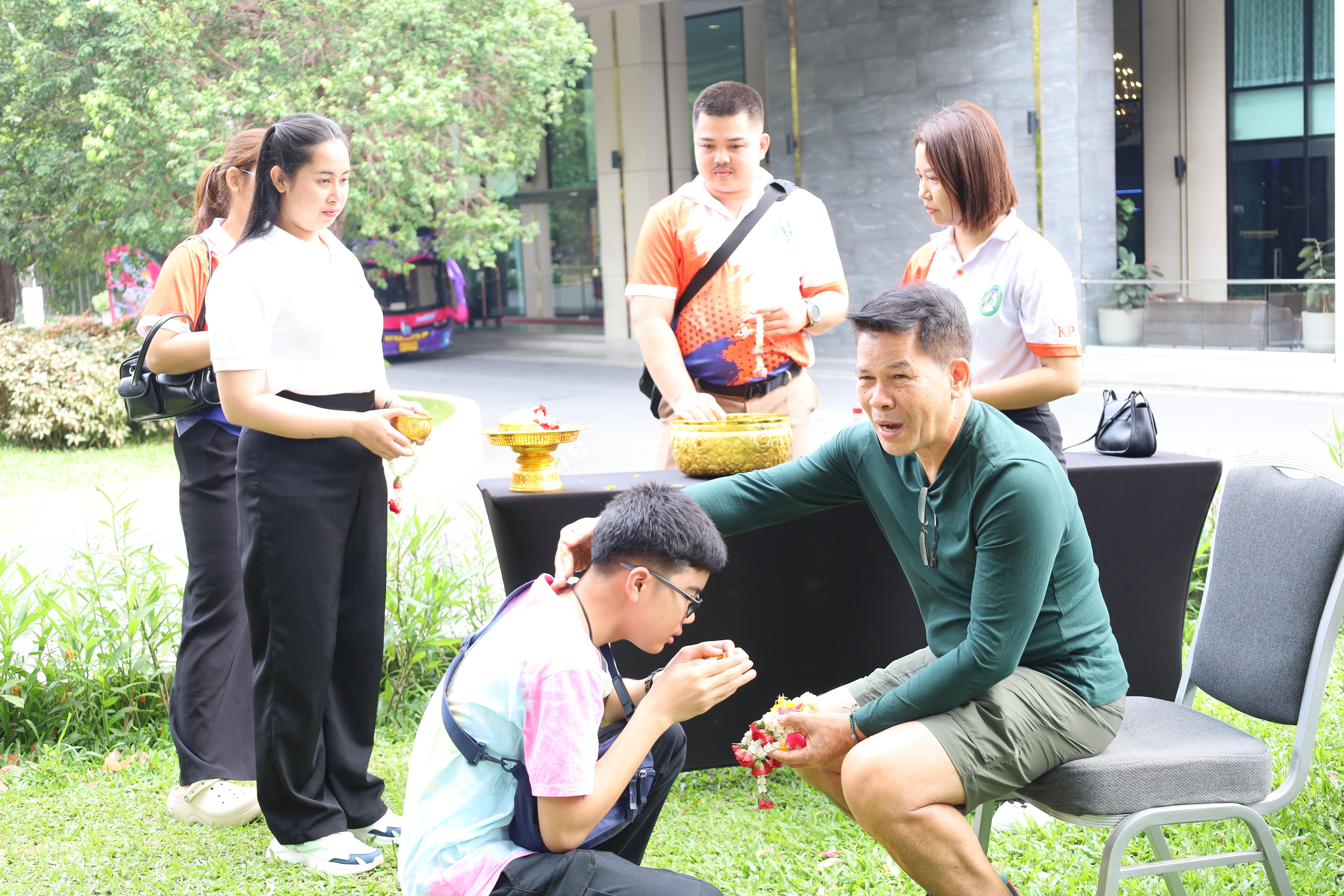 119. การศึกษาดูงานการจัดการคุณภาพและมาตรฐานการผลิตบัณฑิตระดับปริญญาตรี บัณฑิตศึกษา ณ มหาวิทยาลัยบูรพา