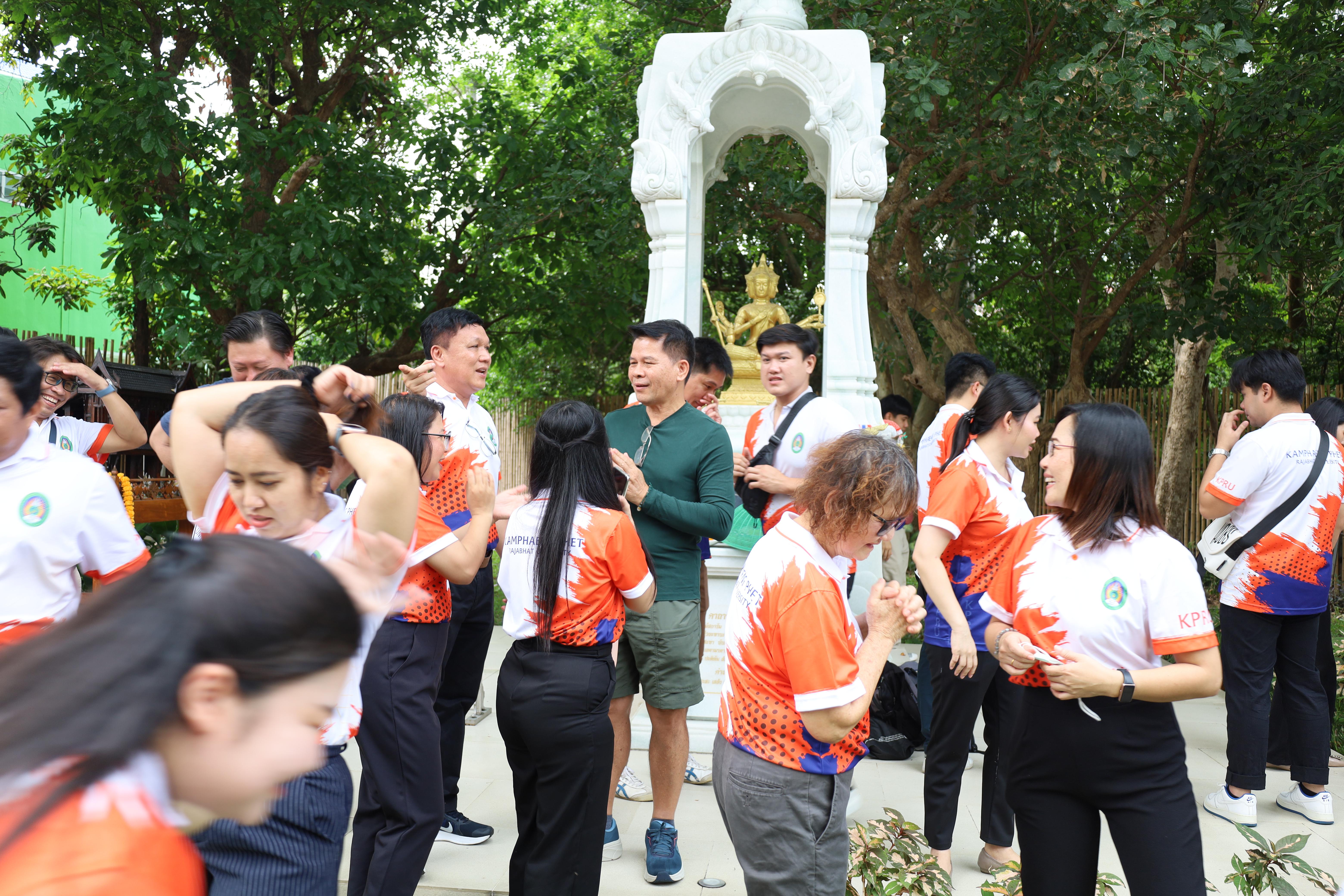 155. การศึกษาดูงานการจัดการคุณภาพและมาตรฐานการผลิตบัณฑิตระดับปริญญาตรี บัณฑิตศึกษา ณ มหาวิทยาลัยบูรพา