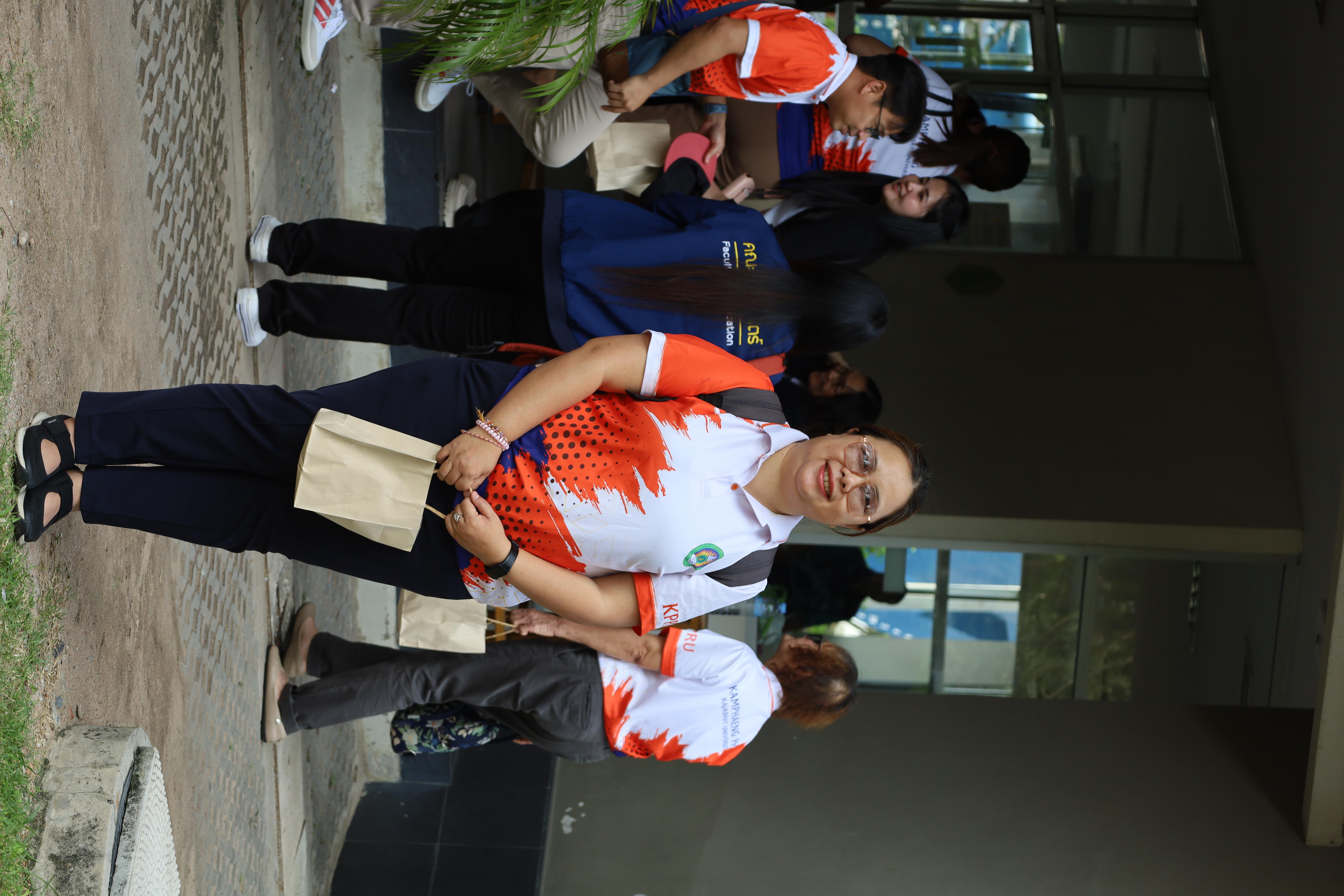 237. การศึกษาดูงานการจัดการคุณภาพและมาตรฐานการผลิตบัณฑิตระดับปริญญาตรี บัณฑิตศึกษา ณ มหาวิทยาลัยบูรพา